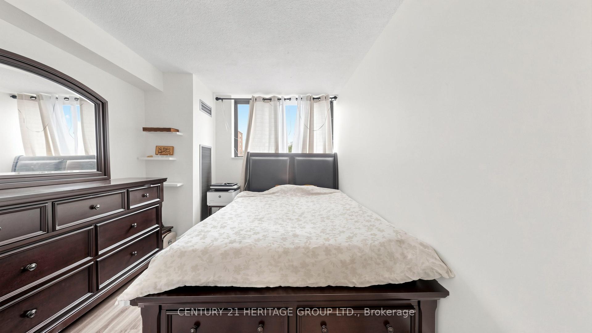 Photo 32 of Unit 406, 40 Baif Boulevard, Richmond Hill, North Richvale — HOMEH