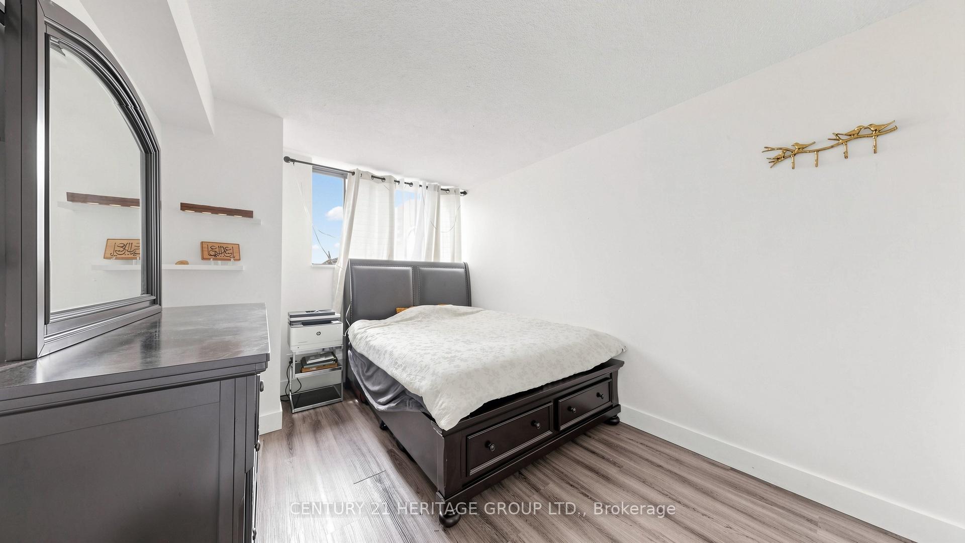 Photo 33 of Unit 406, 40 Baif Boulevard, Richmond Hill, North Richvale — HOMEH