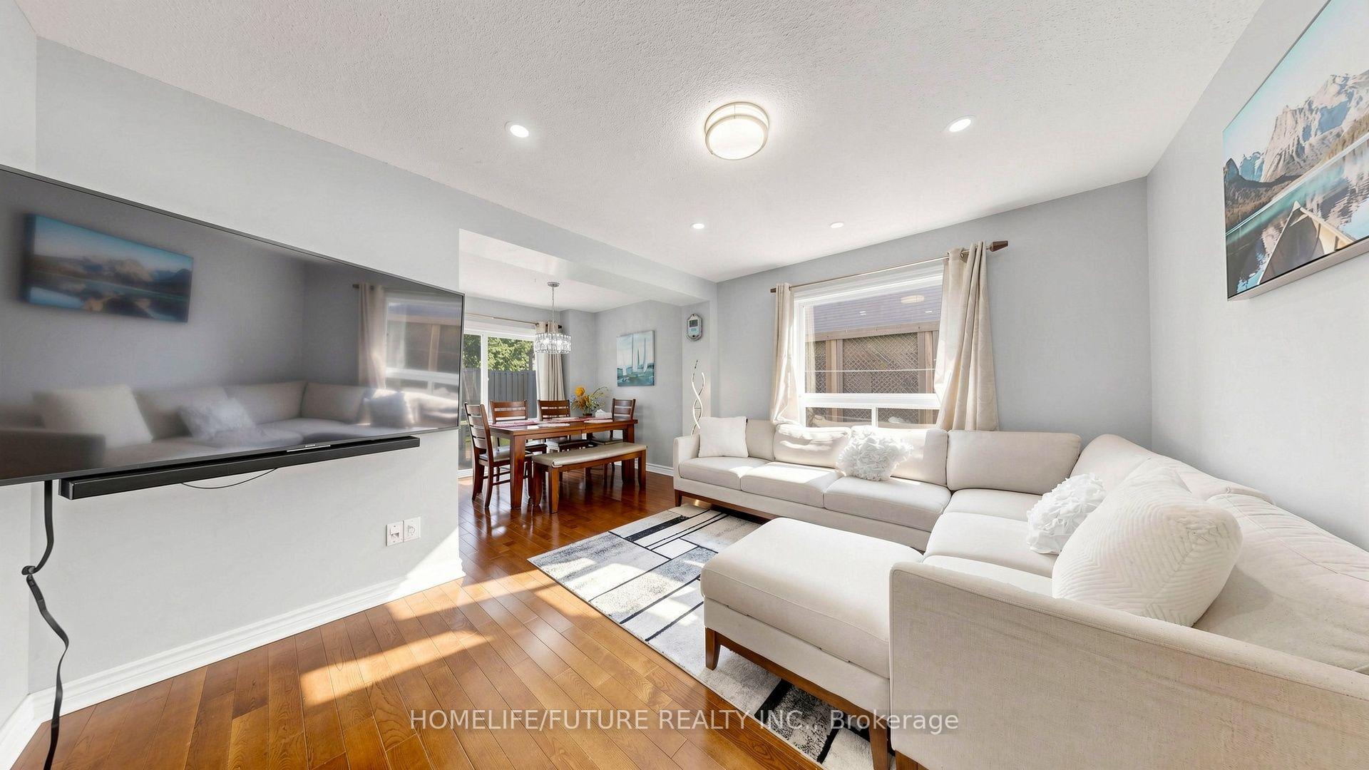 Photo 17 of 168 Large Crescent, Ajax, Central West — HOMEH