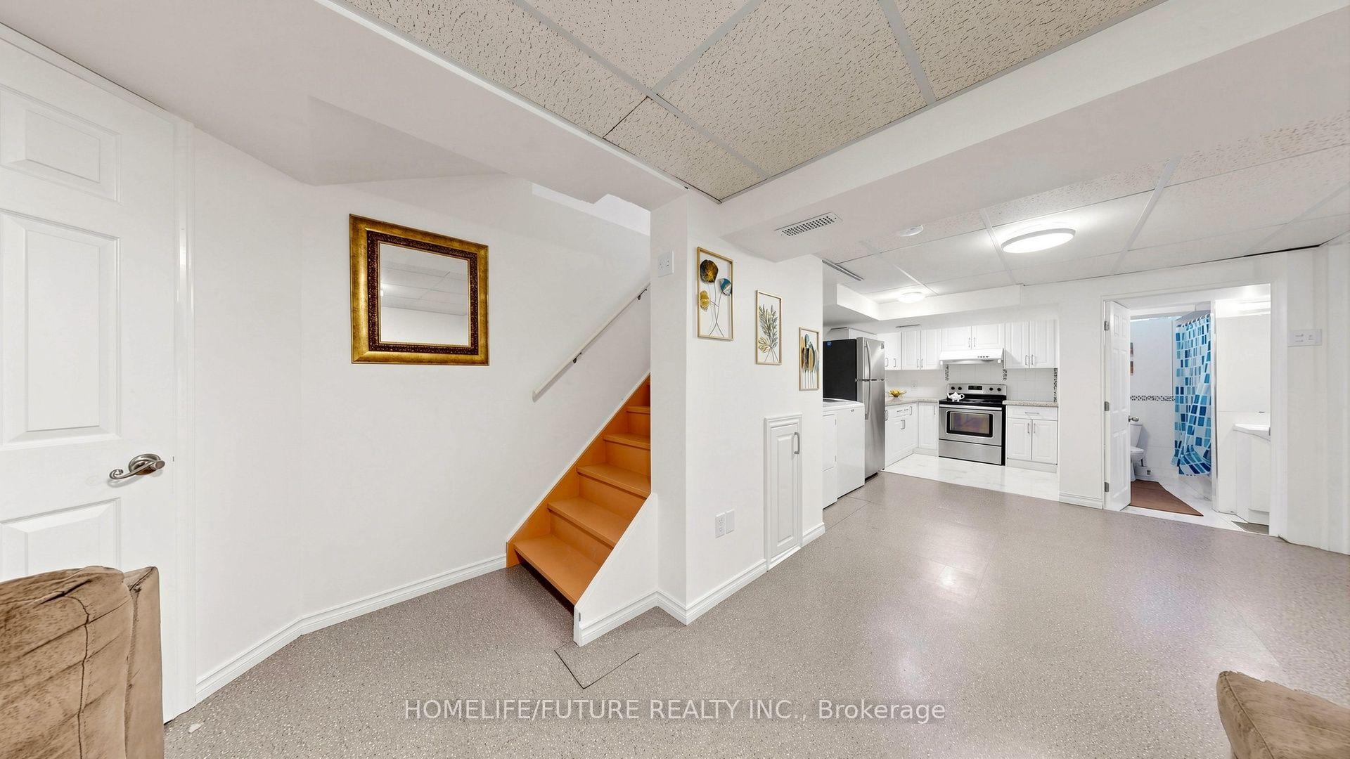 Photo 37 of 168 Large Crescent, Ajax, Central West — HOMEH