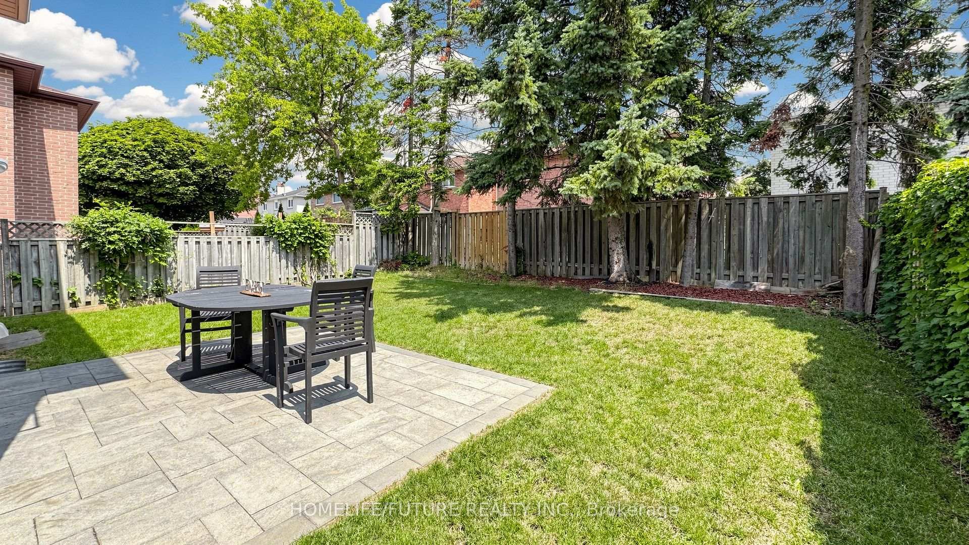 Photo 50 of 168 Large Crescent, Ajax, Central West — HOMEH