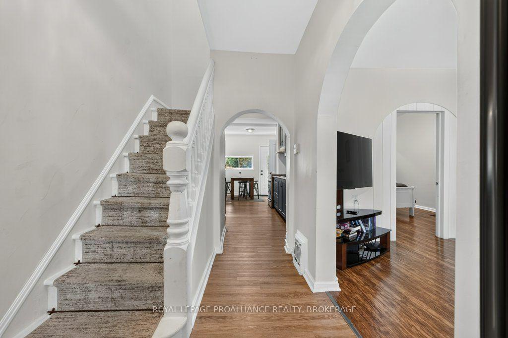 Photo 4 of 268 Rideau Street, Kingston, East of Sir John A. Blvd — HOMEH