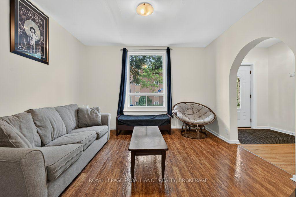 Photo 7 of 268 Rideau Street, Kingston, East of Sir John A. Blvd — HOMEH