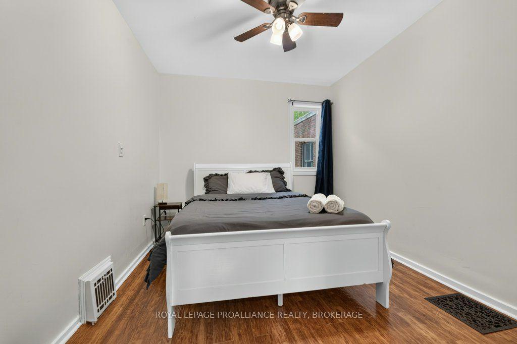 Photo 9 of 268 Rideau Street, Kingston, East of Sir John A. Blvd — HOMEH