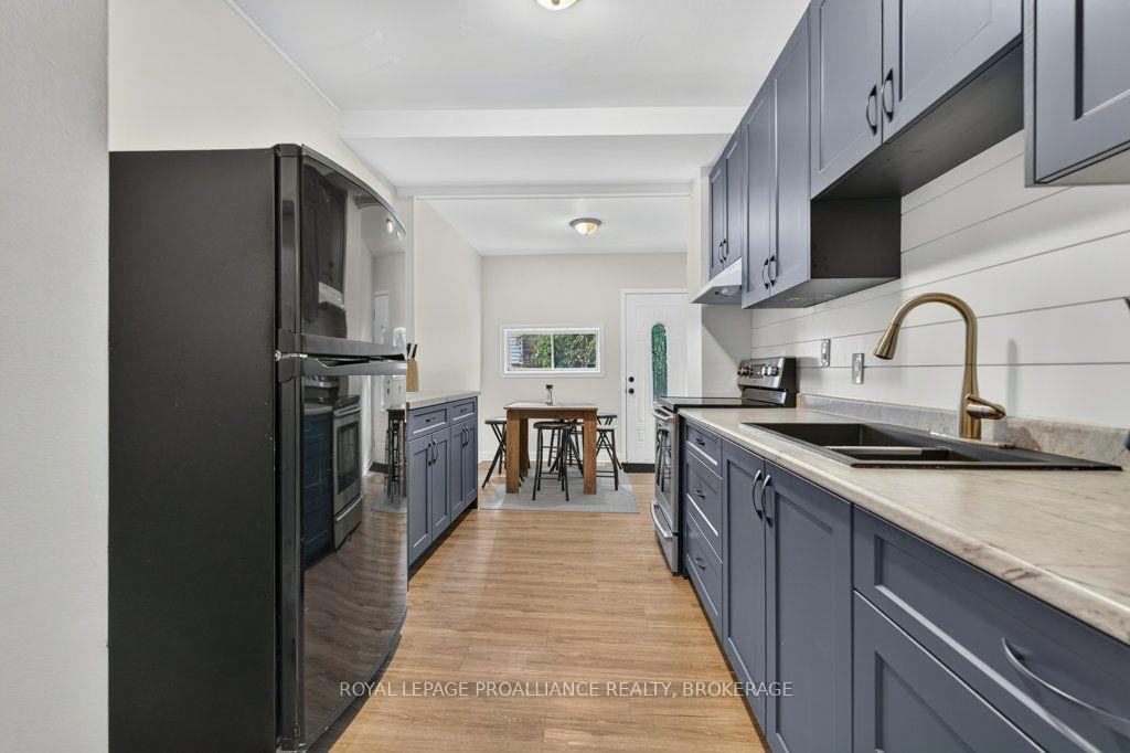 Photo 10 of 268 Rideau Street, Kingston, East of Sir John A. Blvd — HOMEH