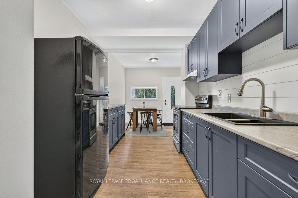 Photo 11 of 268 Rideau Street, Kingston, East of Sir John A. Blvd — HOMEH