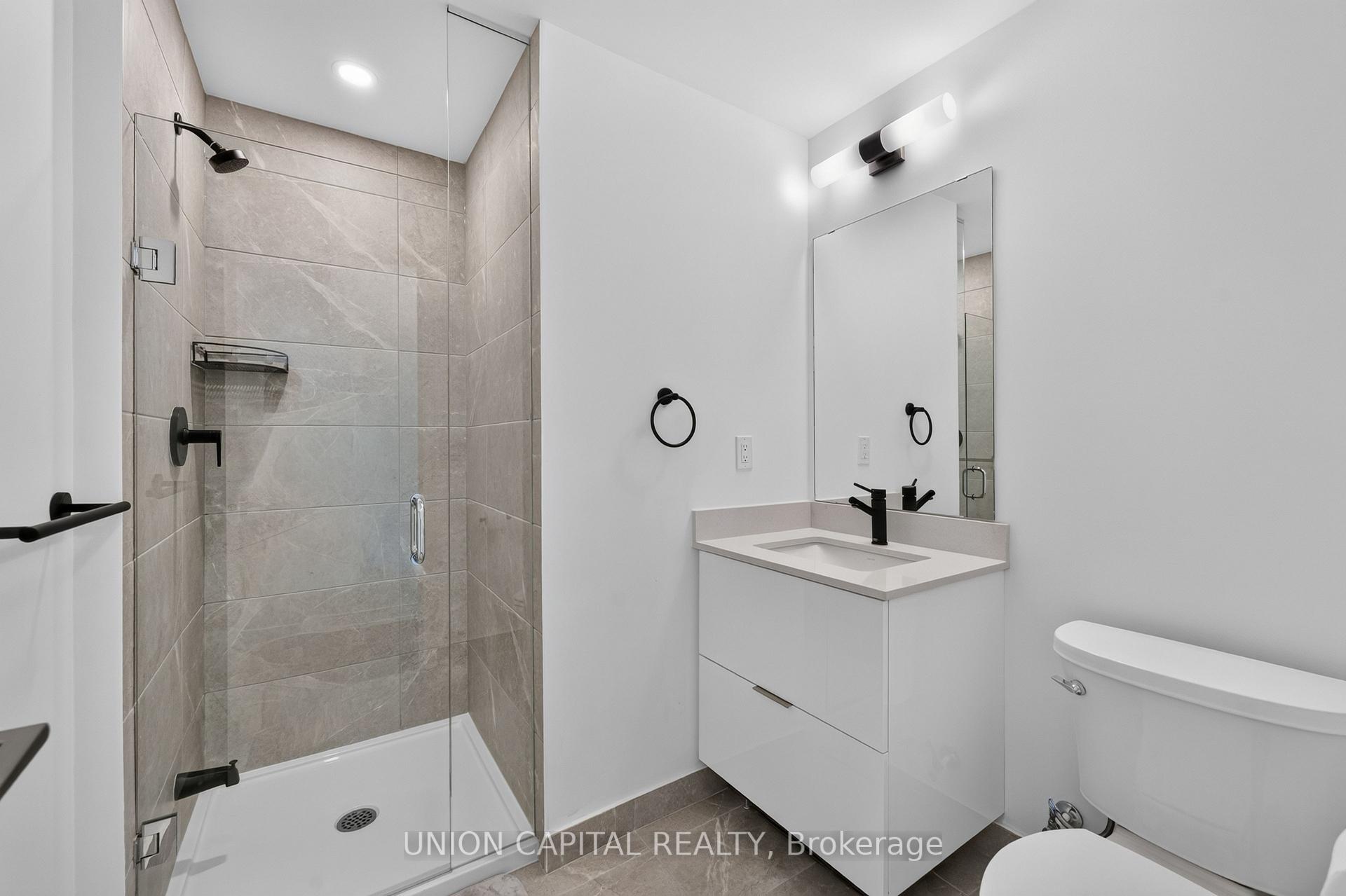 Photo 18 of Unit 1227, 8 David Eyer Road, Richmond Hill, Rural Richmond Hill — HOMEH
