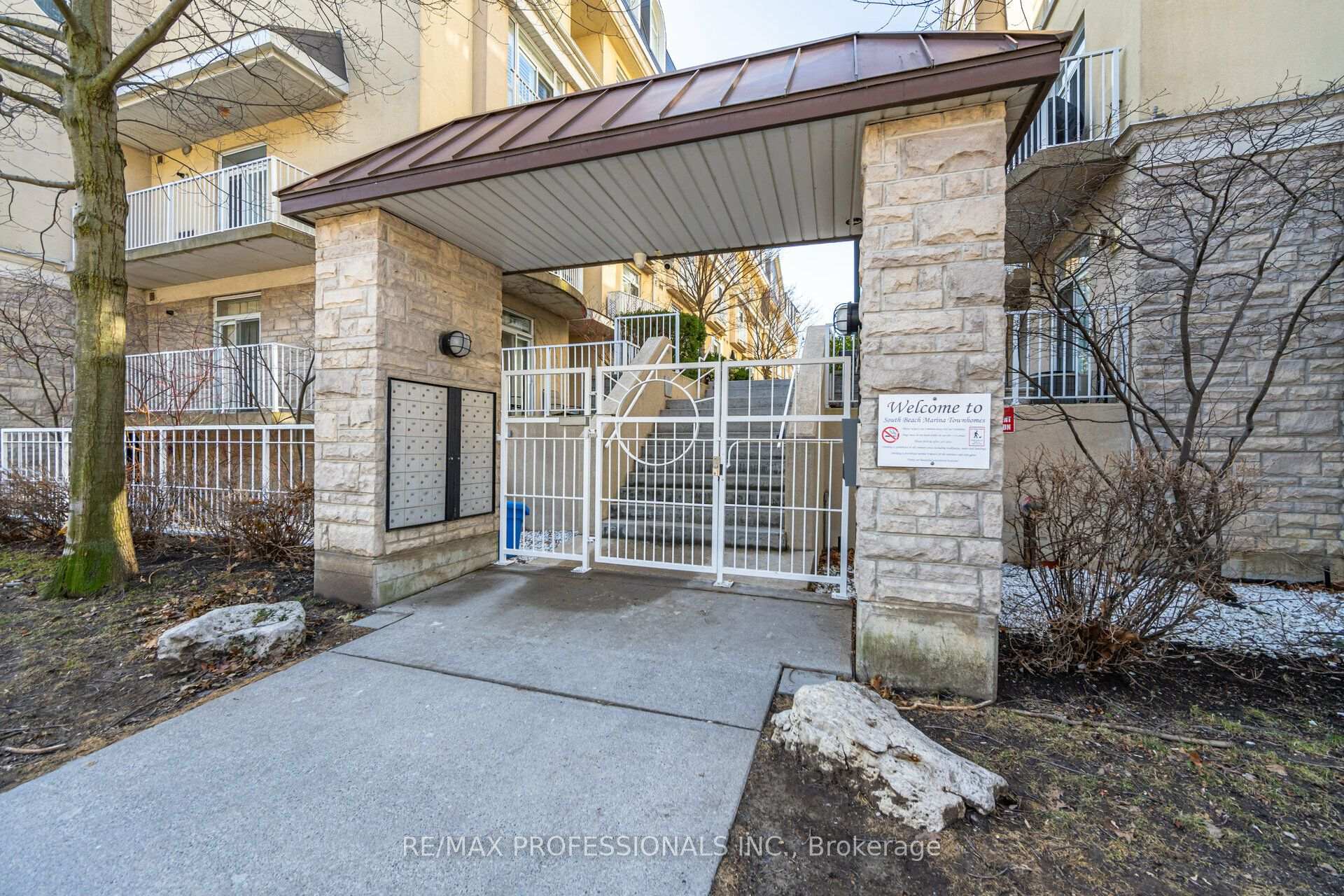 Photo 3 of Unit 362, 32 Stadium Road, Toronto, Niagara — HOMEH
