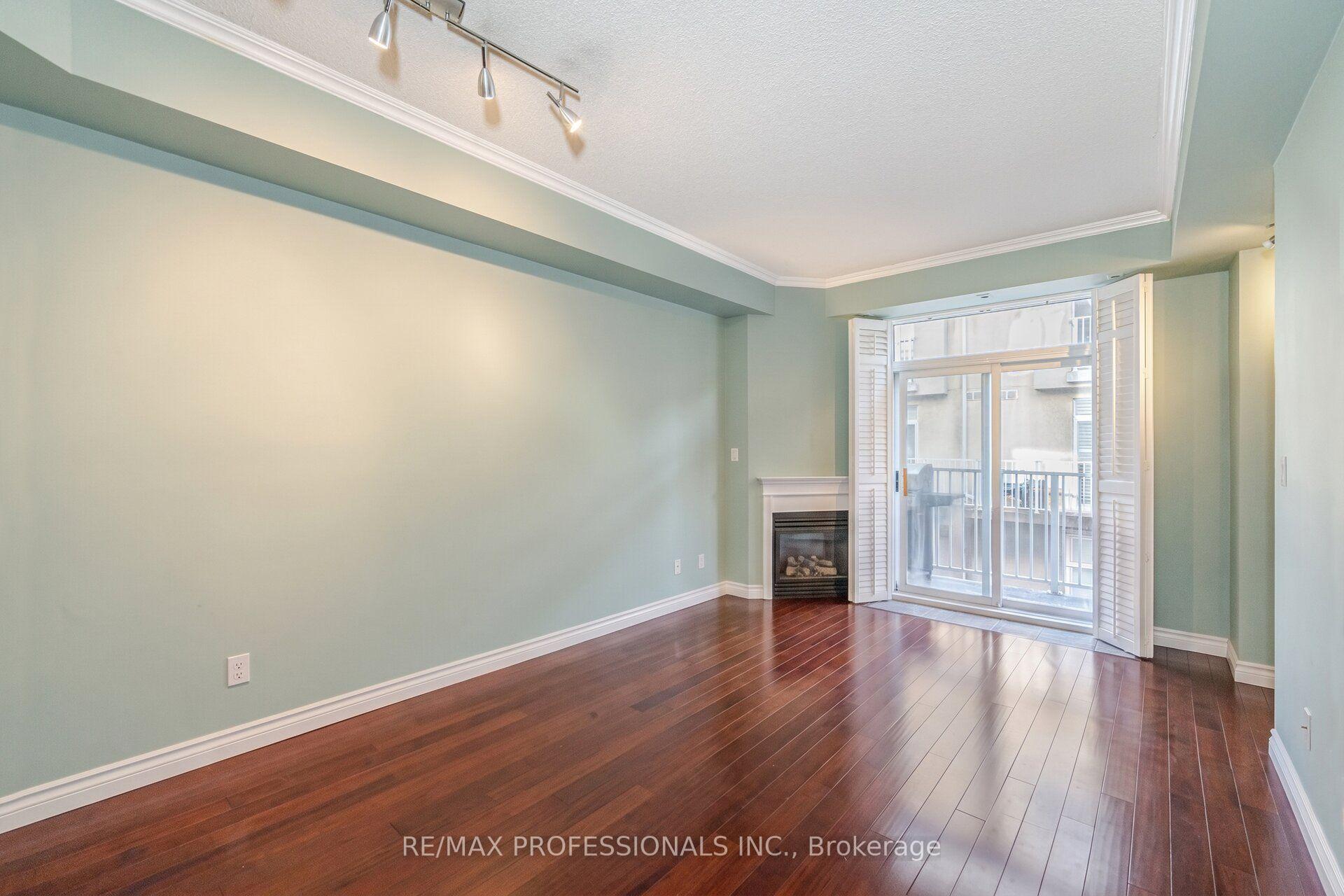 Photo 5 of Unit 362, 32 Stadium Road, Toronto, Niagara — HOMEH