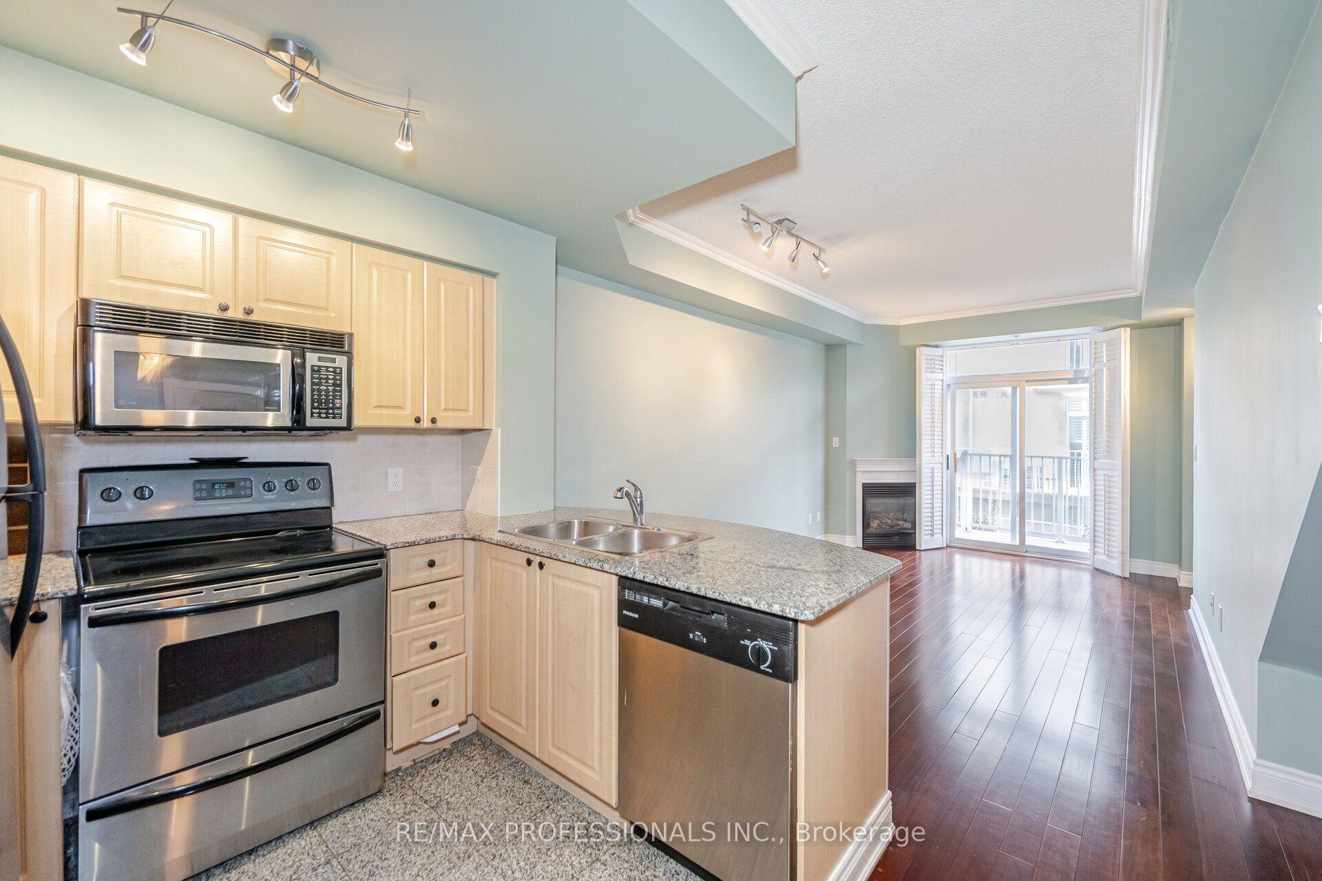 Photo 8 of Unit 362, 32 Stadium Road, Toronto, Niagara — HOMEH