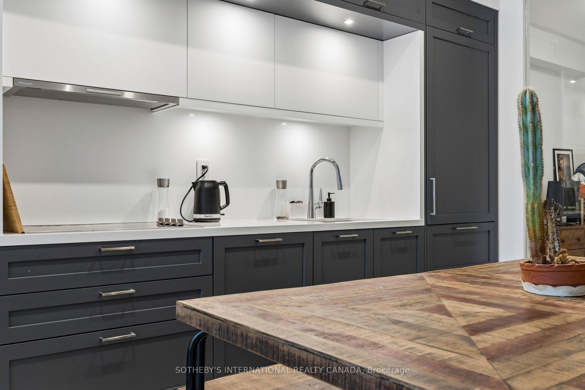 Photo 8 of Unit 323, 155 Merchants' Wharf, Toronto, Waterfront Communities — HOMEH