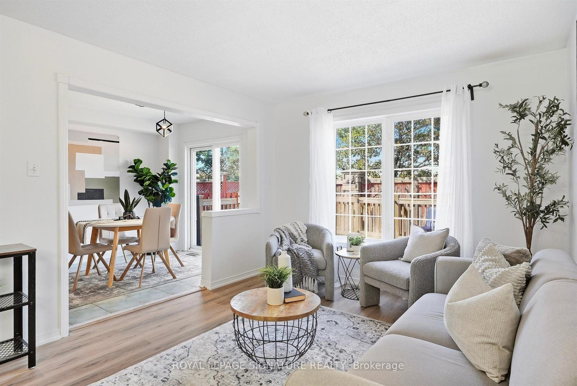 Photo 9 of 106 Heartleaf Crescent, Brampton, Fletcher's Meadow — HOMEH