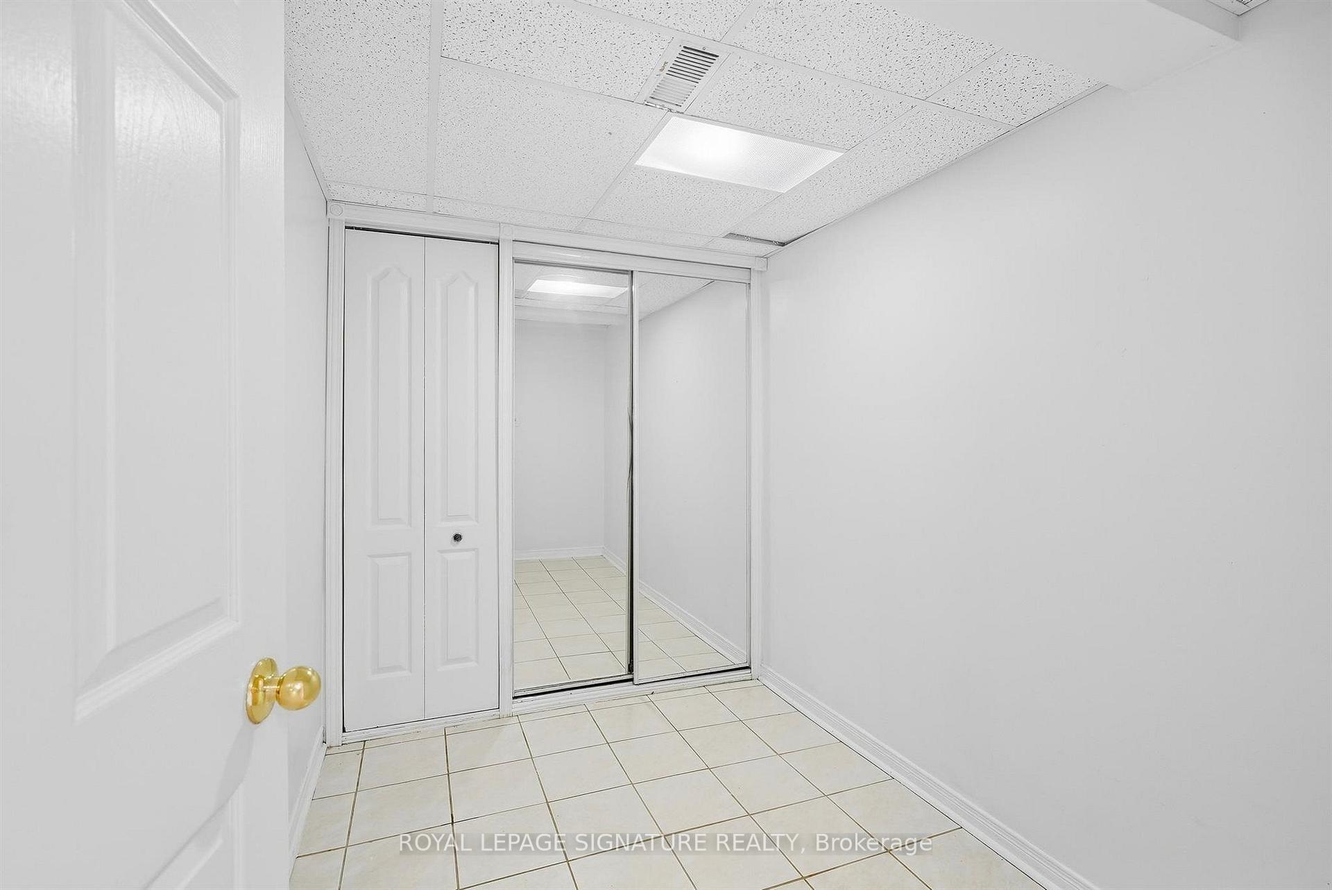 Photo 38 of 106 Heartleaf Crescent, Brampton, Fletcher's Meadow — HOMEH
