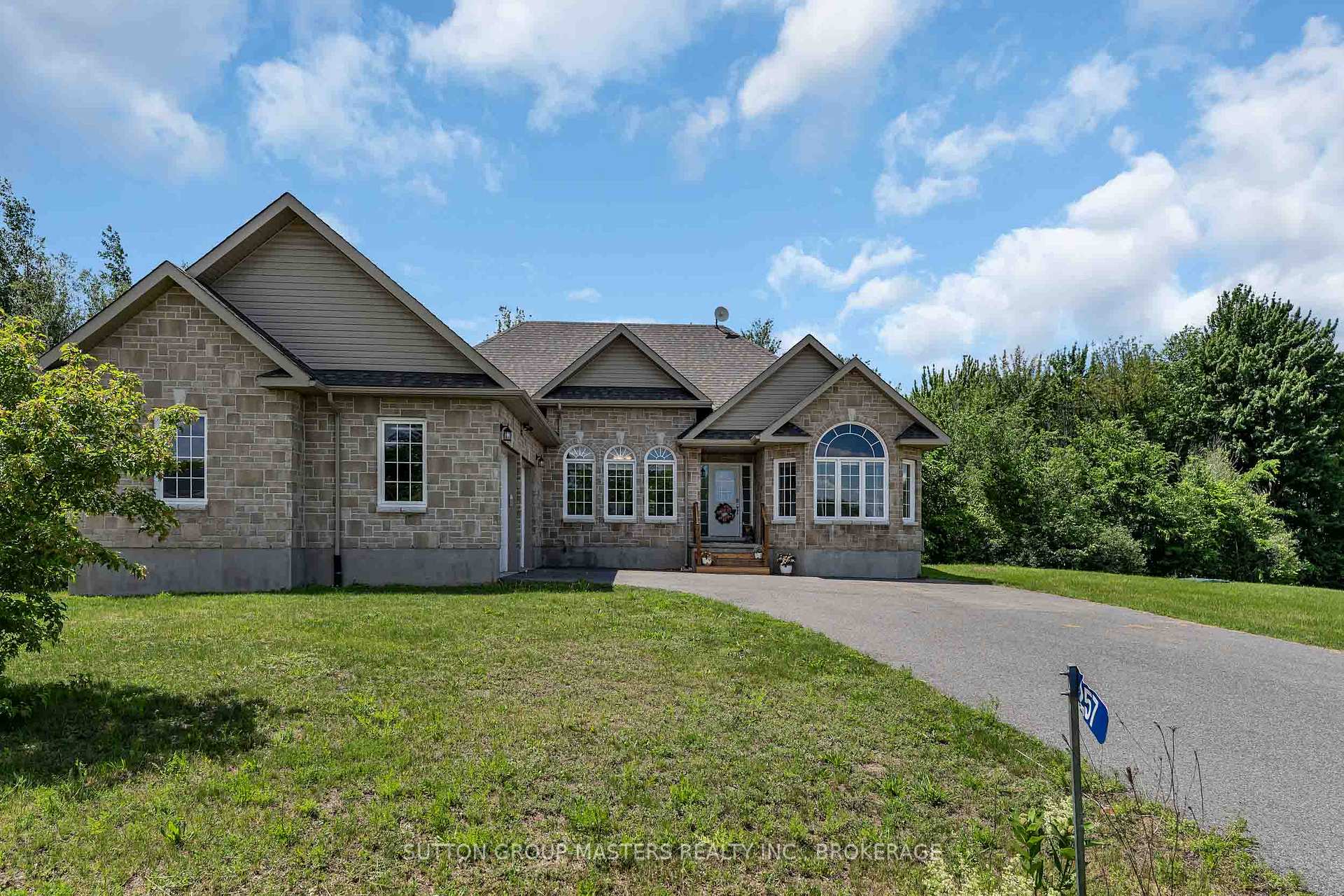 Photo of 257 Starlight Place