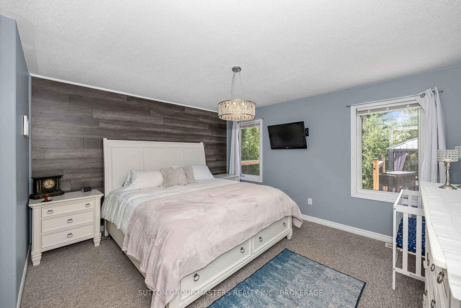 Photo 17 of 257 Starlight Place, Ottawa, Btwn Franktown Rd. & Fallowfield Rd. — HOMEH