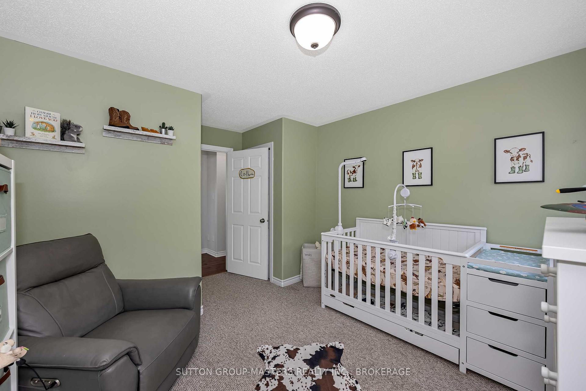 Photo 25 of 257 Starlight Place, Ottawa, Btwn Franktown Rd. & Fallowfield Rd. — HOMEH