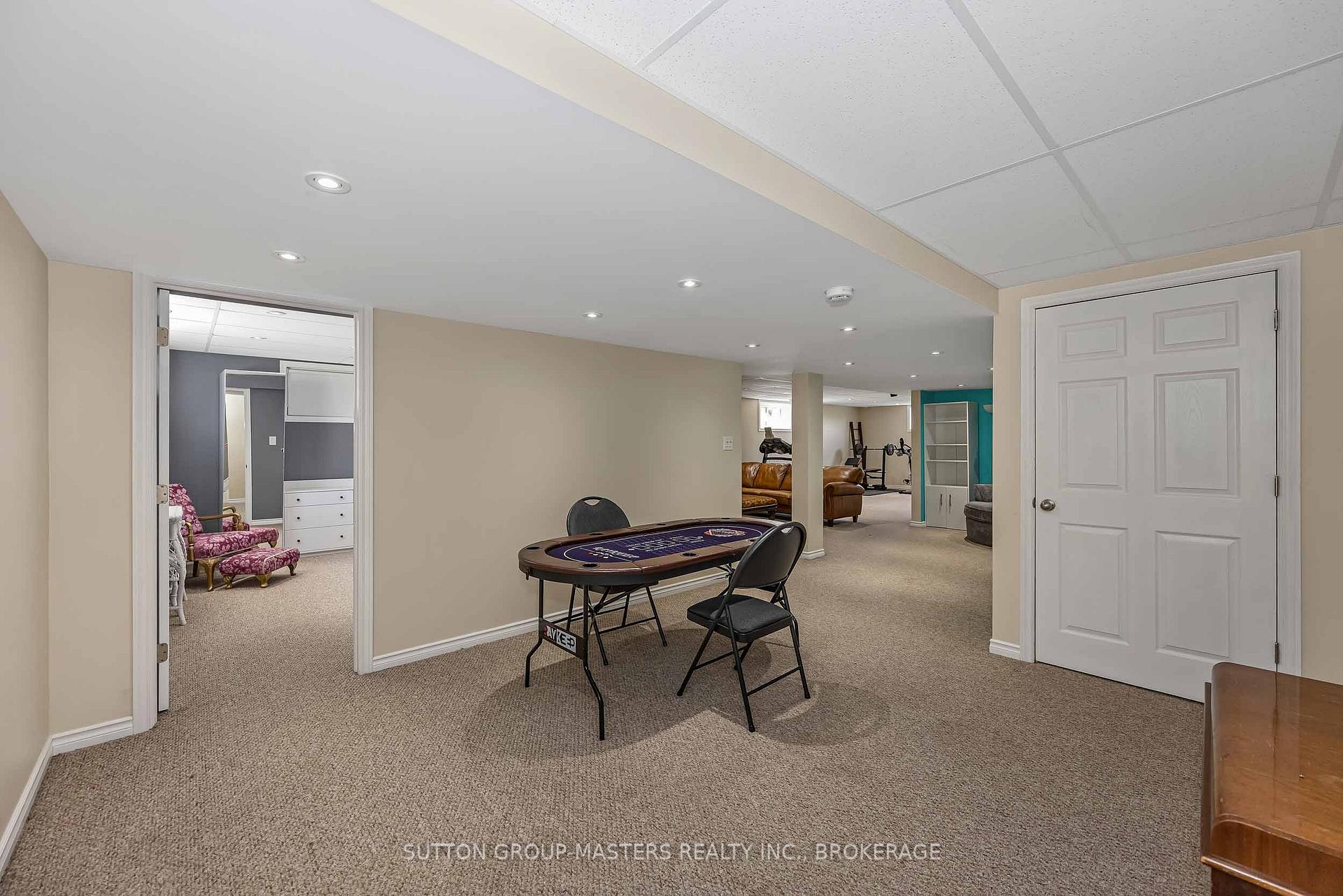 Photo 29 of 257 Starlight Place, Ottawa, Btwn Franktown Rd. & Fallowfield Rd. — HOMEH