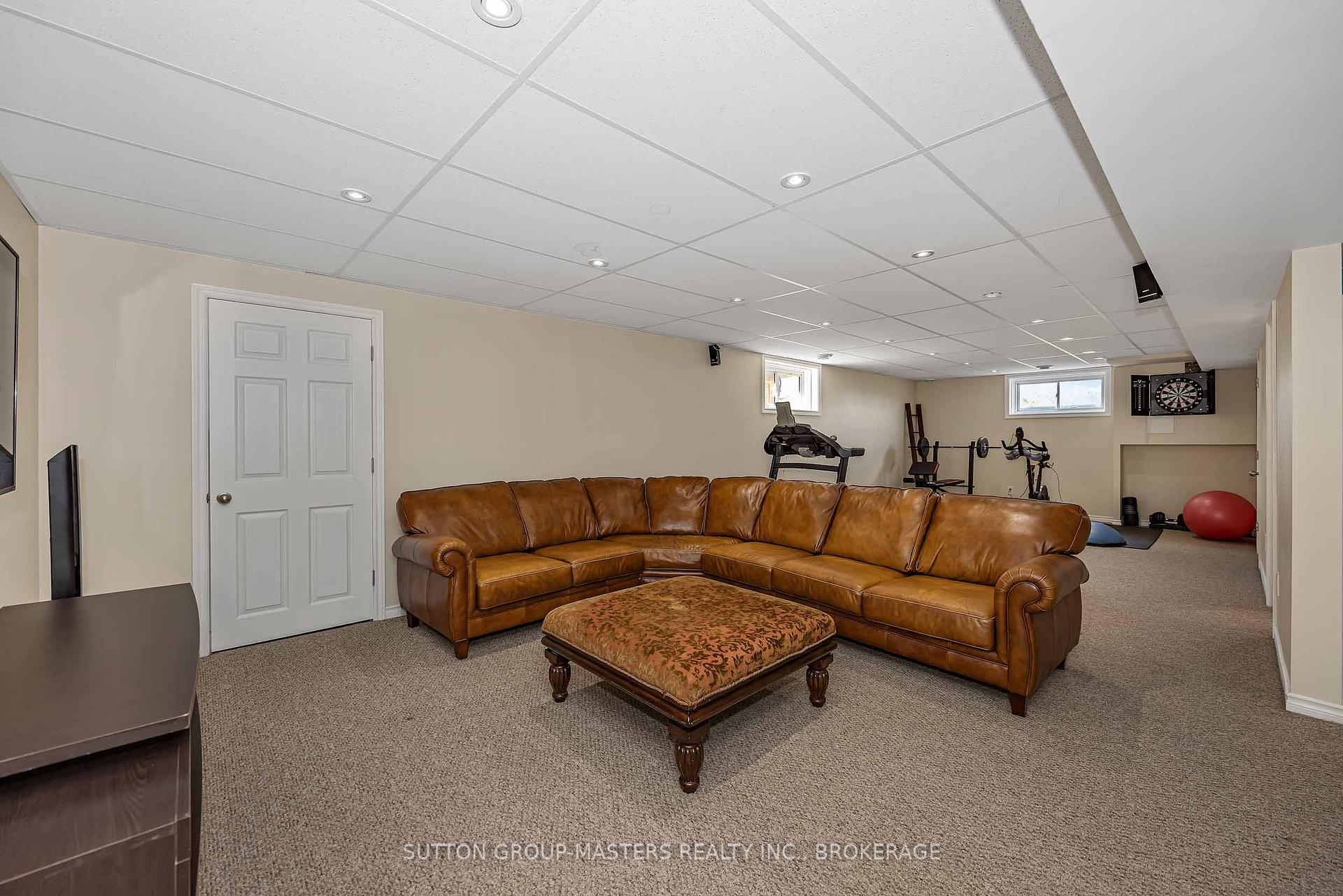 Photo 32 of 257 Starlight Place, Ottawa, Btwn Franktown Rd. & Fallowfield Rd. — HOMEH
