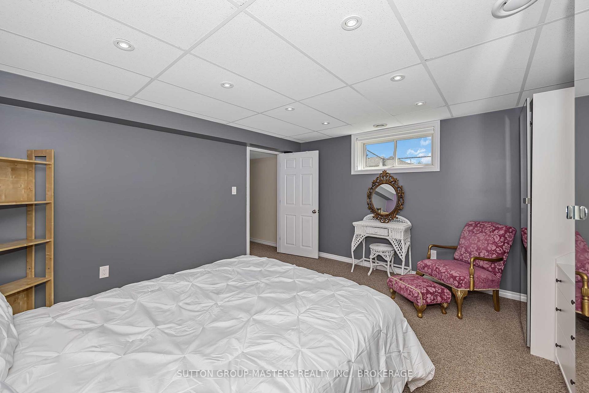 Photo 40 of 257 Starlight Place, Ottawa, Btwn Franktown Rd. & Fallowfield Rd. — HOMEH