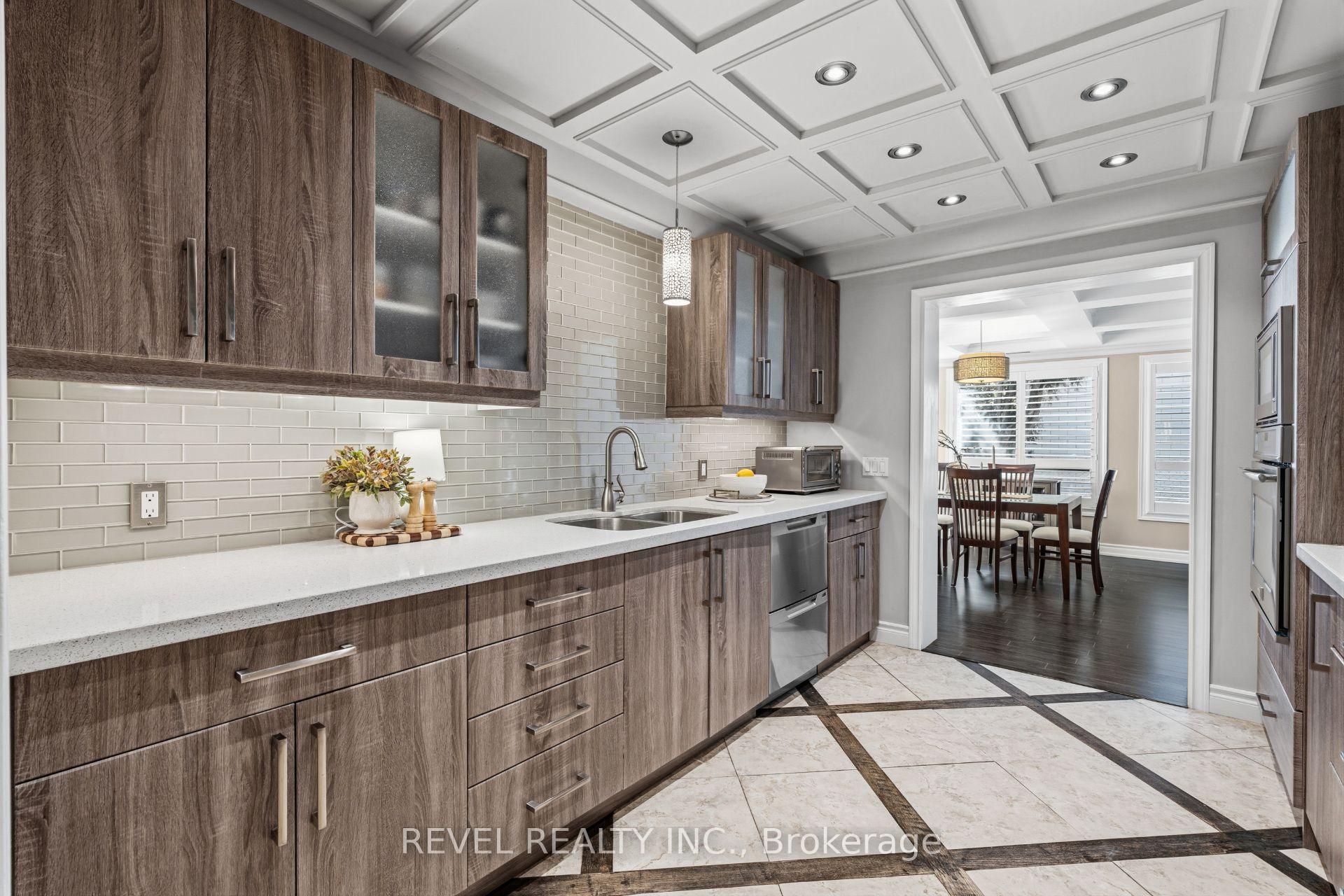 Photo 5 of 23 River View Drive, Brampton, Brampton East — HOMEH
