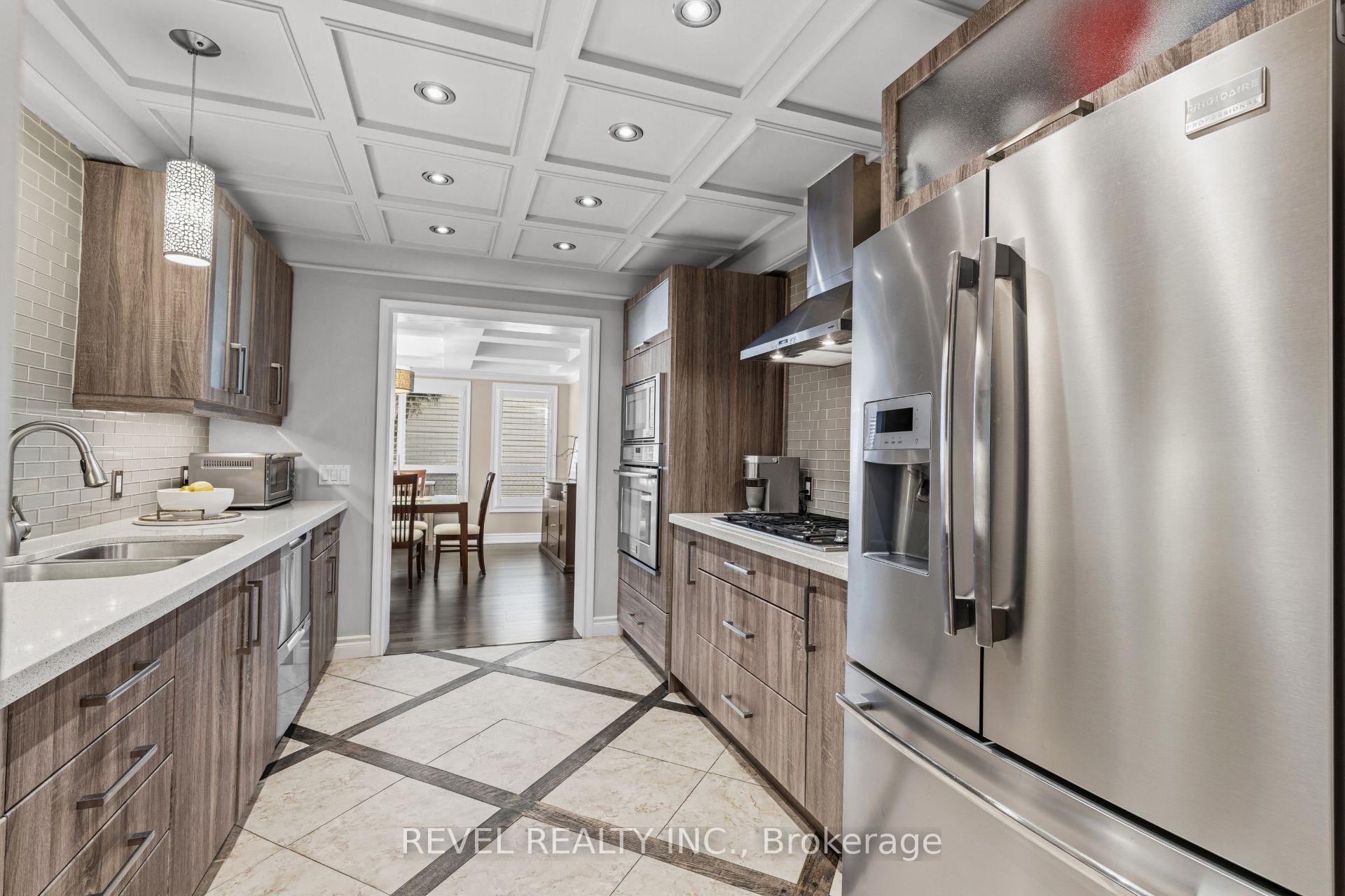 Photo 6 of 23 River View Drive, Brampton, Brampton East — HOMEH