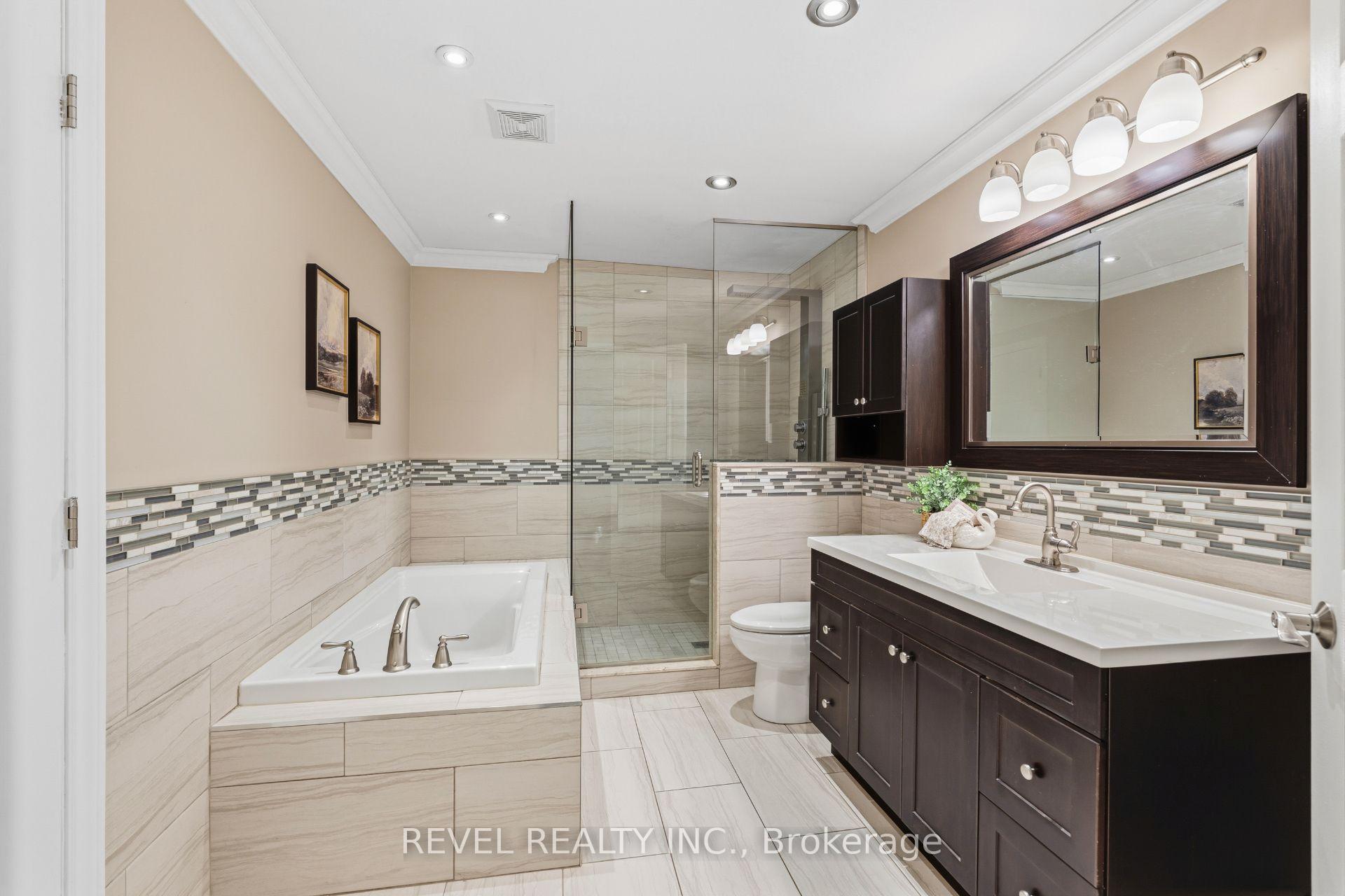 Photo 21 of 23 River View Drive, Brampton, Brampton East — HOMEH