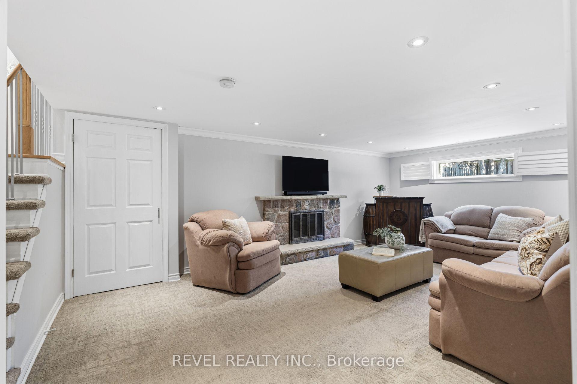 Photo 24 of 23 River View Drive, Brampton, Brampton East — HOMEH
