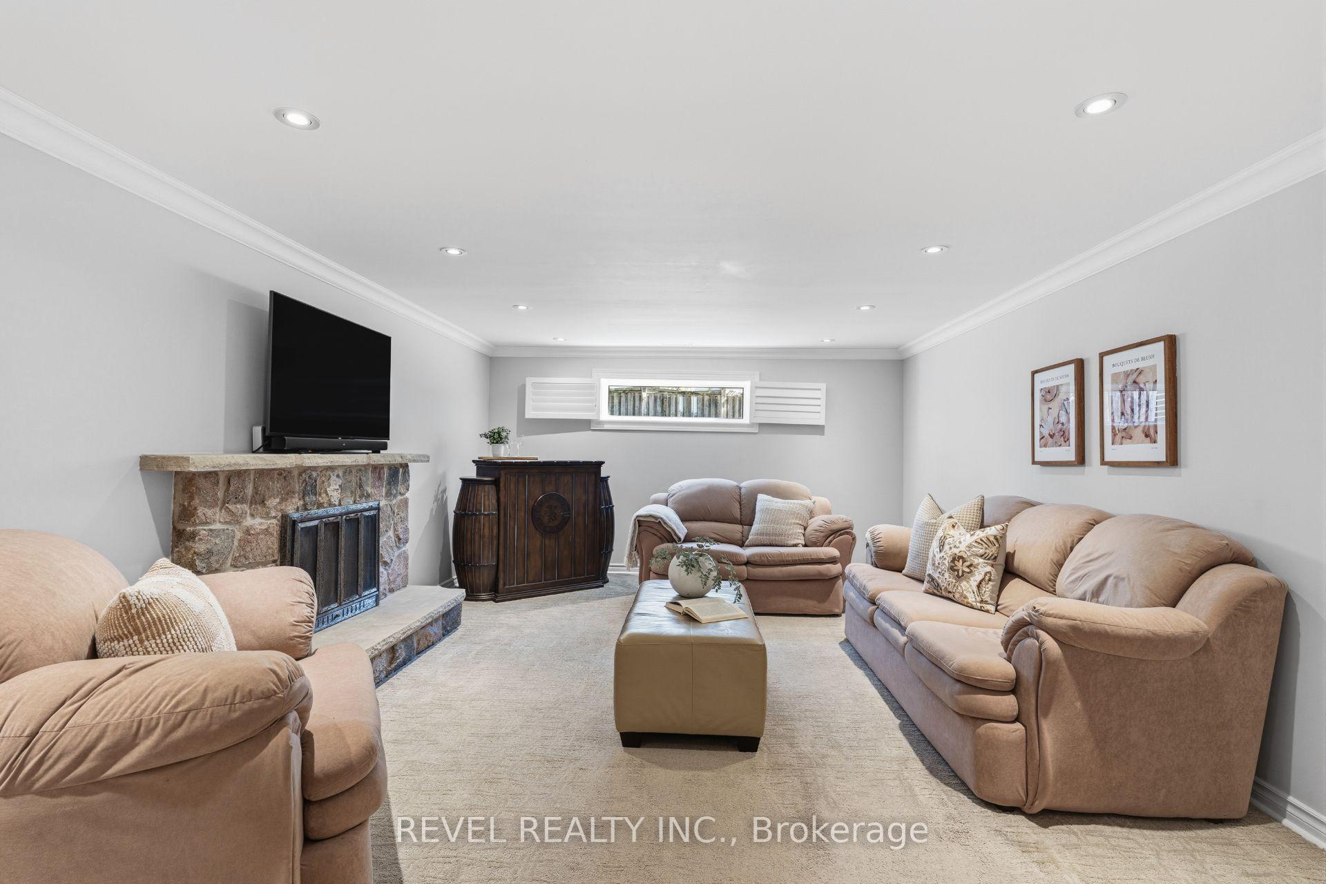 Photo 27 of 23 River View Drive, Brampton, Brampton East — HOMEH