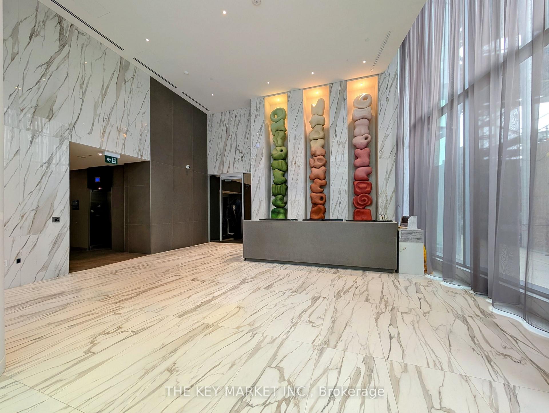 Photo 5 of Unit 7204, 448 Burnhamthorpe Road, Mississauga, City Centre — HOMEH