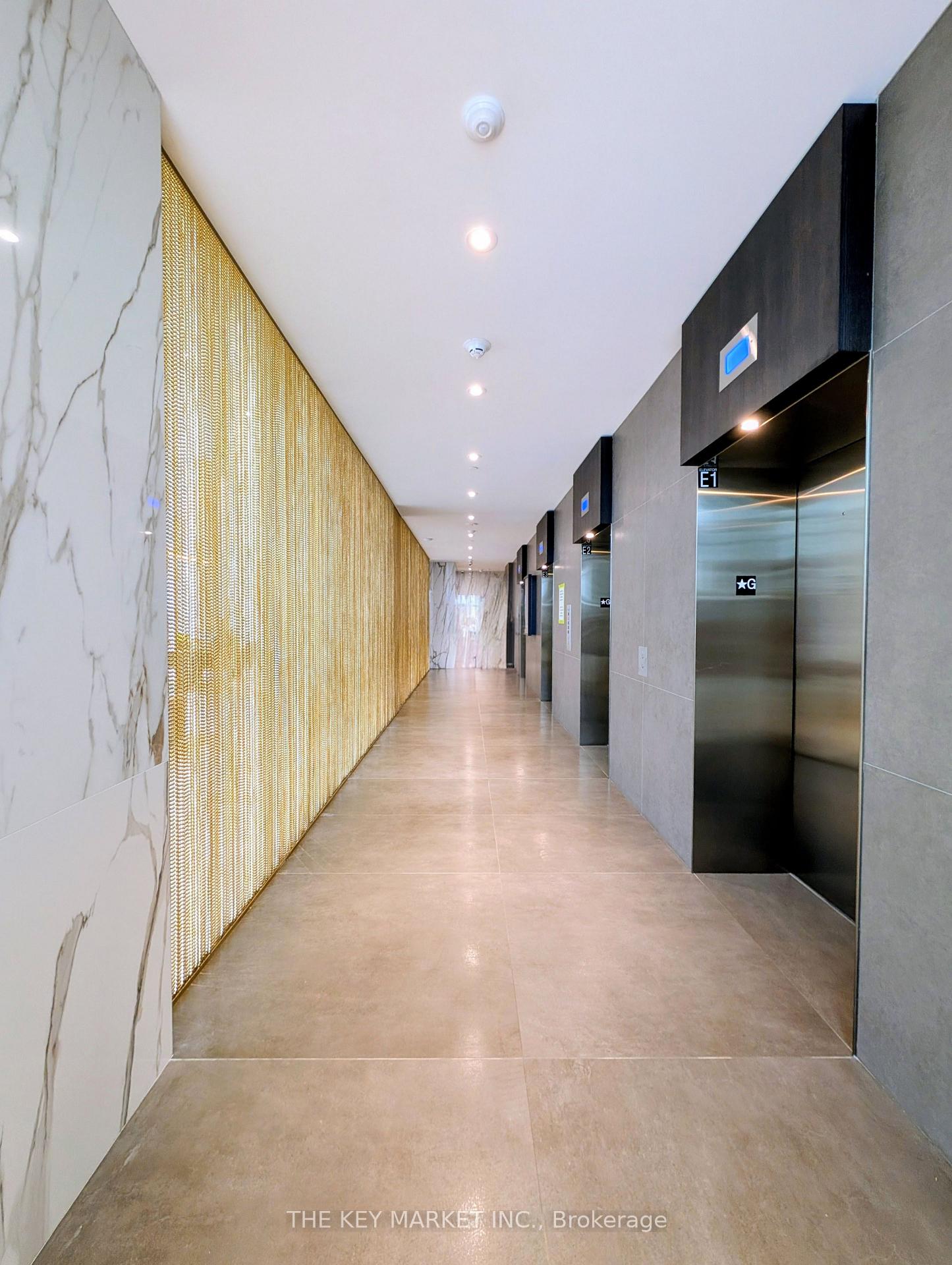 Photo 9 of Unit 7204, 448 Burnhamthorpe Road, Mississauga, City Centre — HOMEH