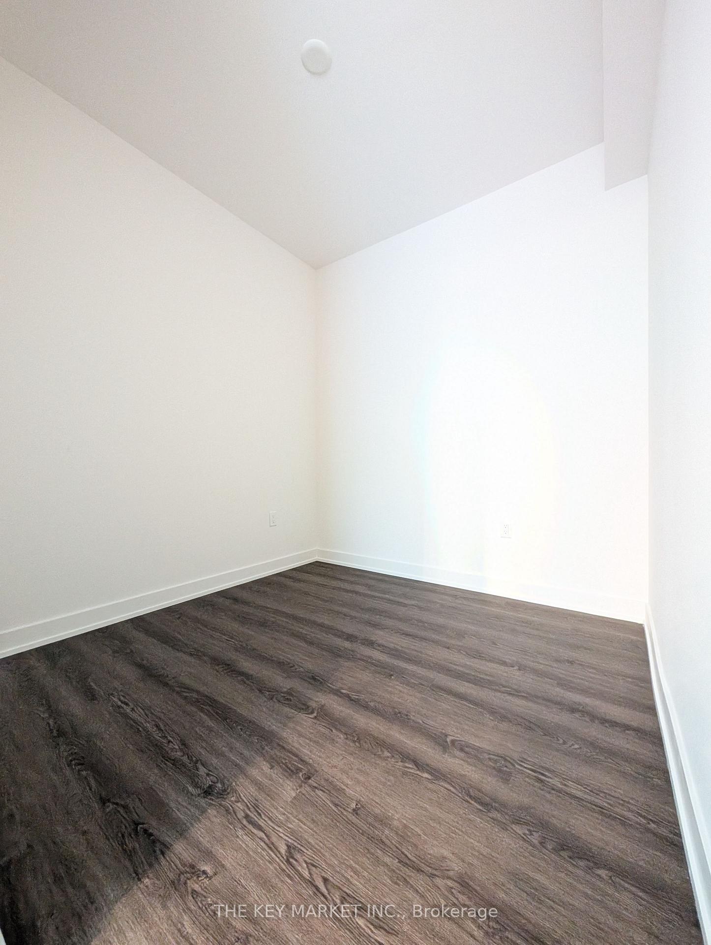 Photo 27 of Unit 7204, 448 Burnhamthorpe Road, Mississauga, City Centre — HOMEH