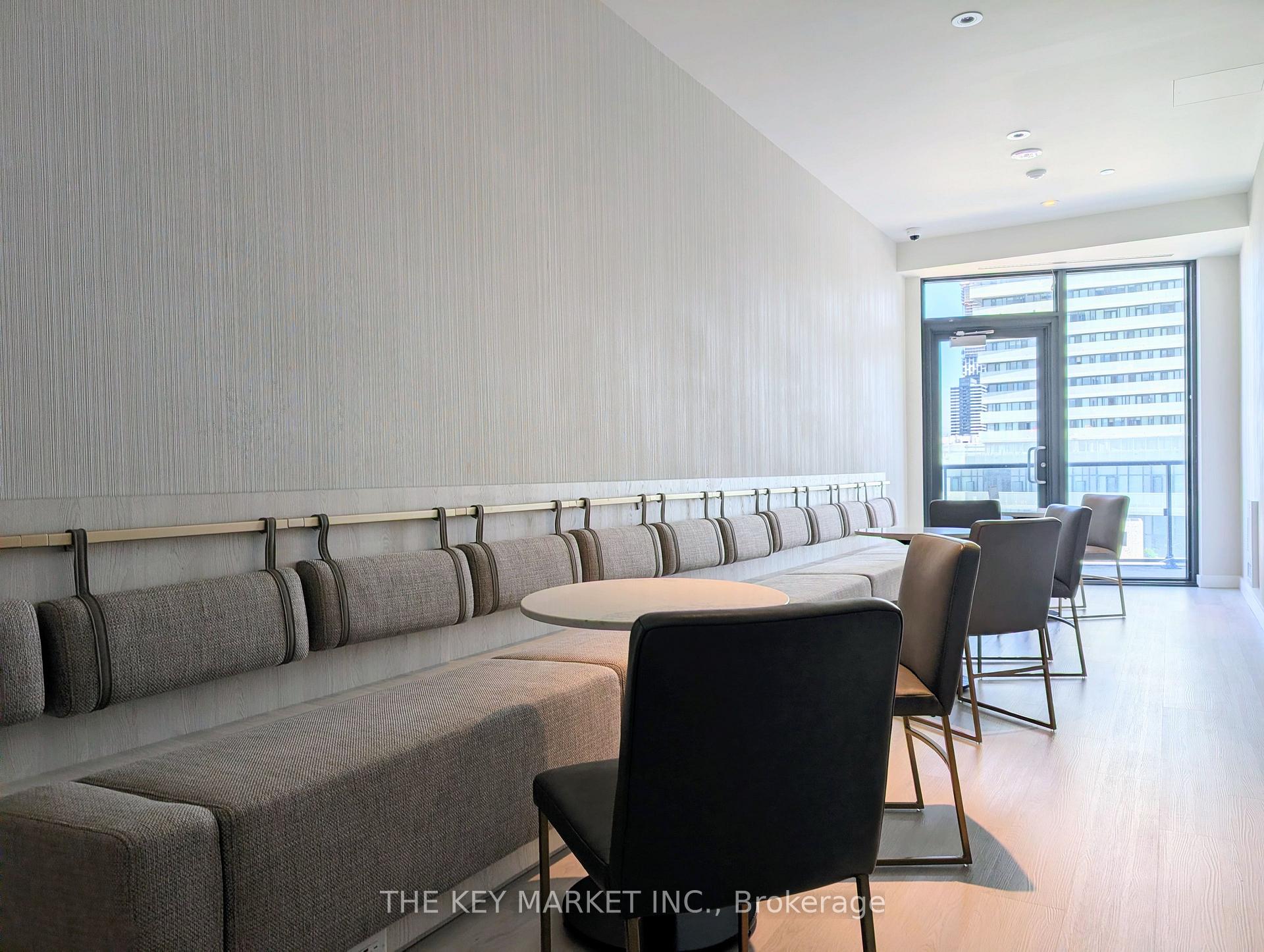 Photo 41 of Unit 7204, 448 Burnhamthorpe Road, Mississauga, City Centre — HOMEH