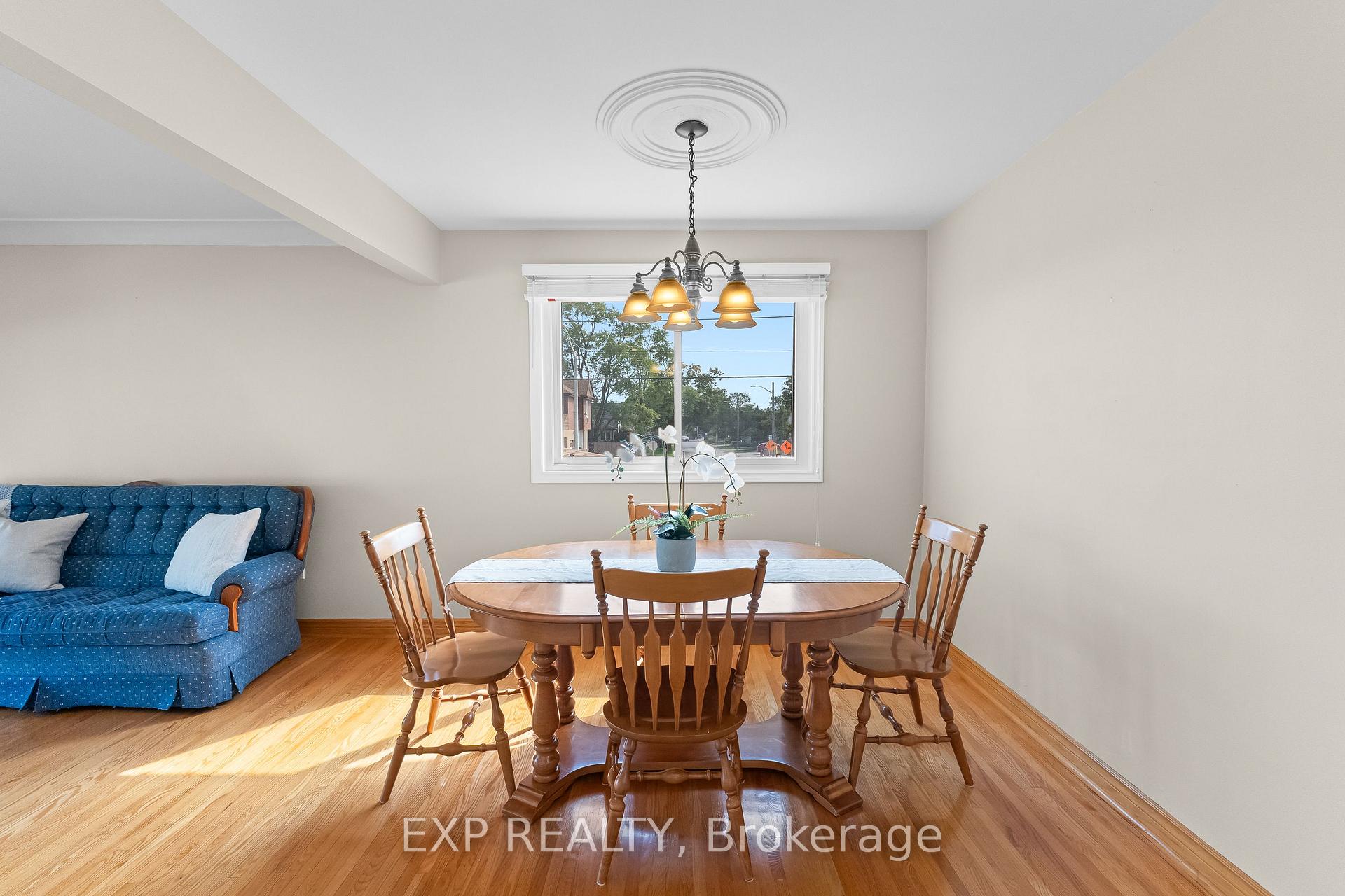 Photo 9 of 6246 Glengate Street, Niagara Falls, Morrison — HOMEH