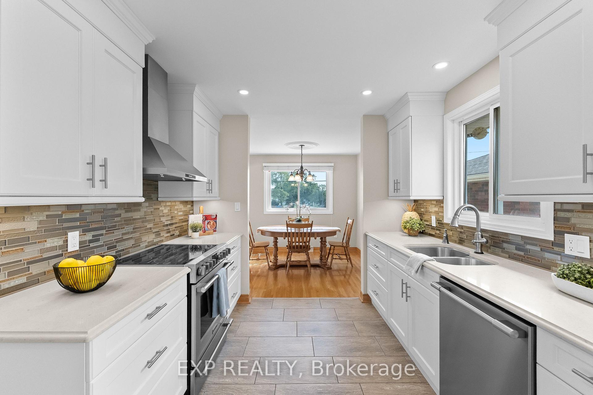 Photo 14 of 6246 Glengate Street, Niagara Falls, Morrison — HOMEH