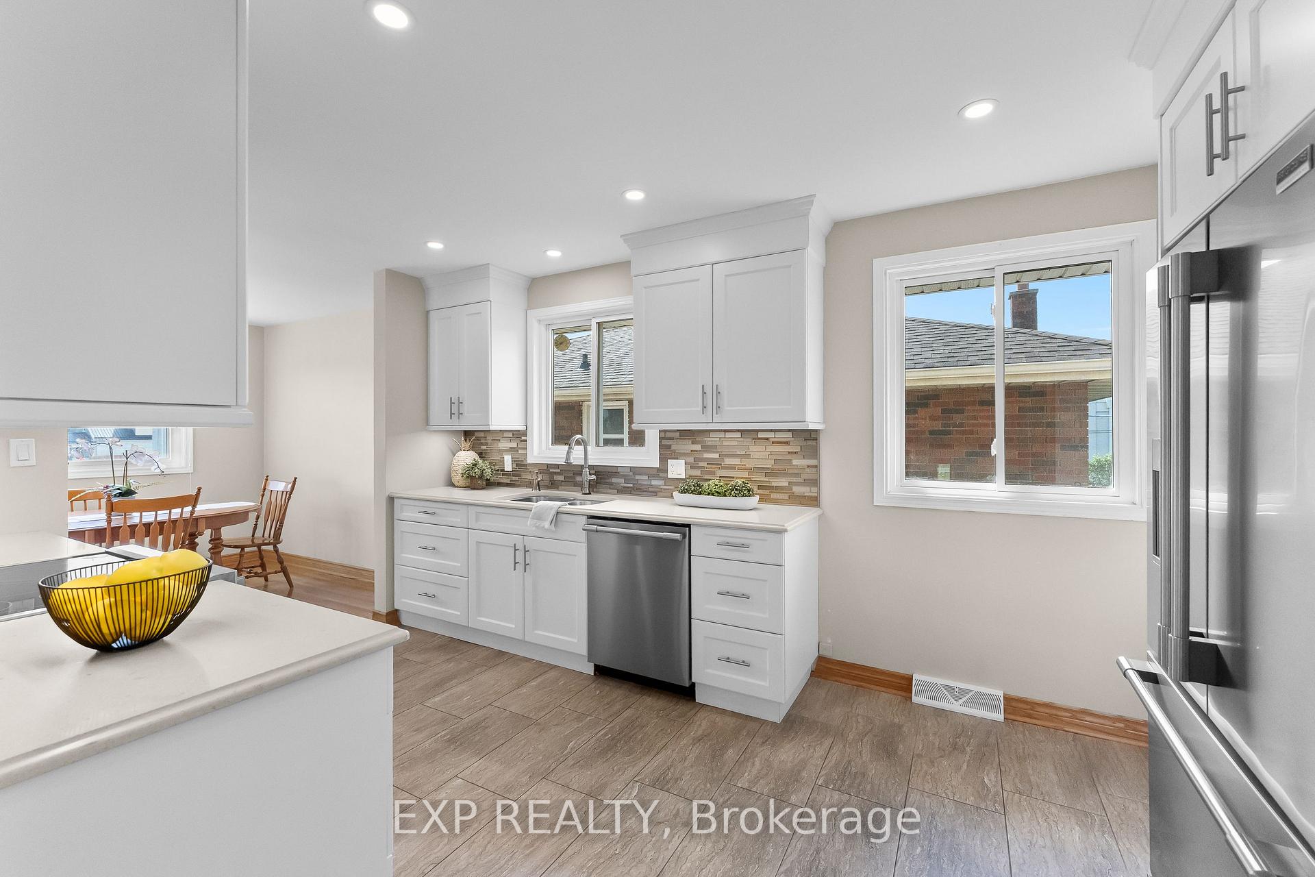 Photo 15 of 6246 Glengate Street, Niagara Falls, Morrison — HOMEH