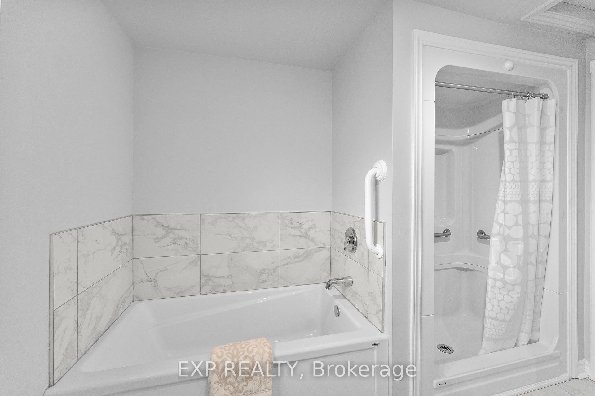 Photo 18 of 6246 Glengate Street, Niagara Falls, Morrison — HOMEH