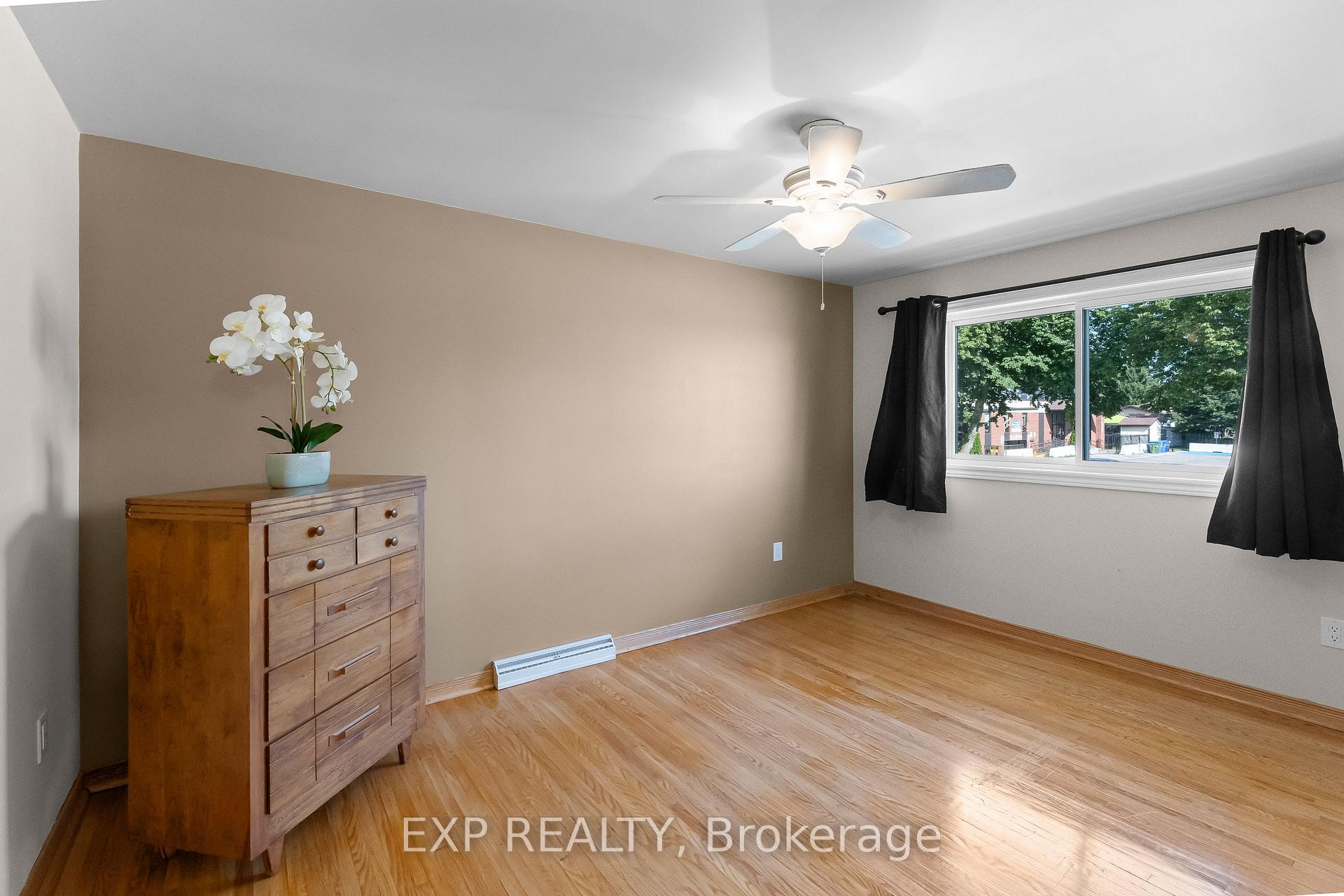 Photo 21 of 6246 Glengate Street, Niagara Falls, Morrison — HOMEH