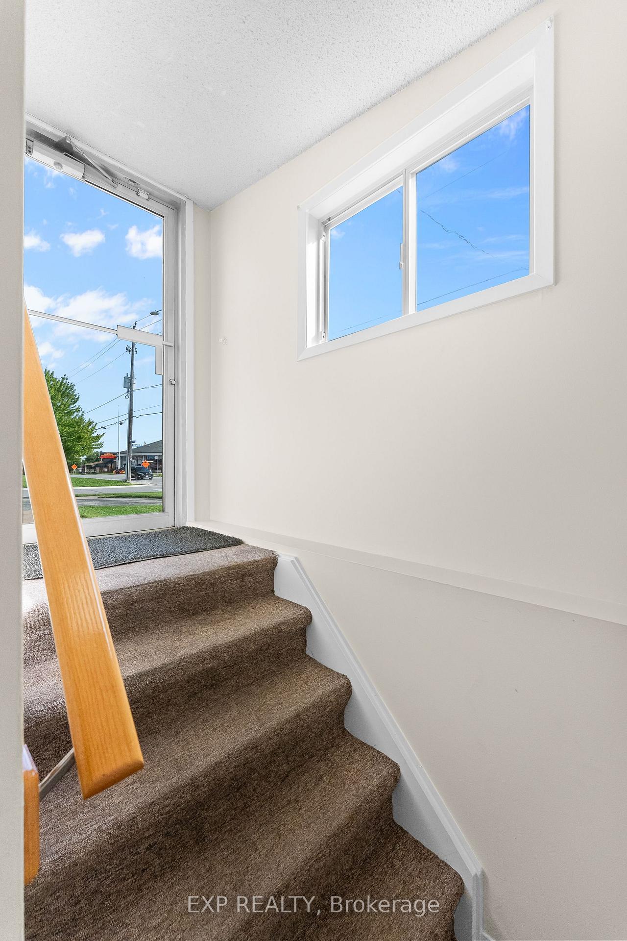 Photo 33 of 6246 Glengate Street, Niagara Falls, Morrison — HOMEH
