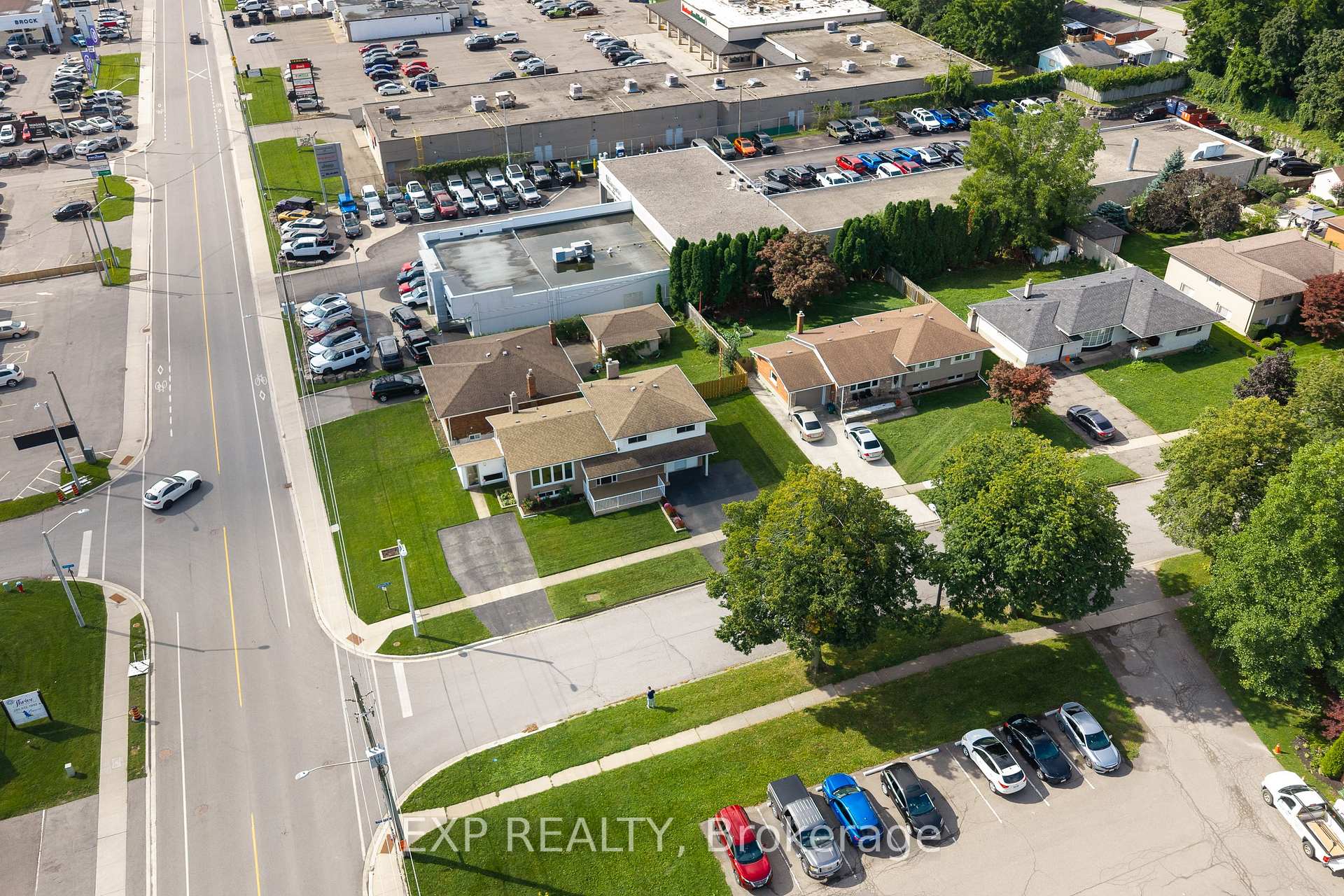 Photo 43 of 6246 Glengate Street, Niagara Falls, Morrison — HOMEH