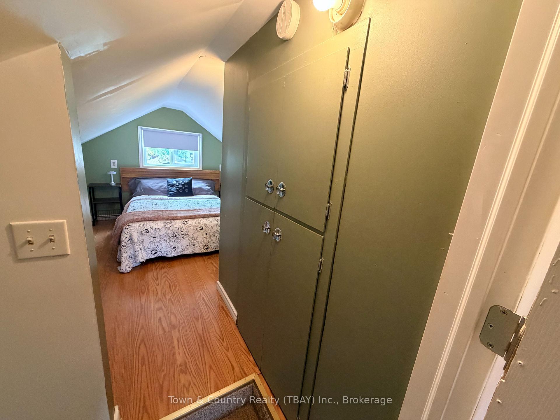 Photo 15 of 372 Mary Street E, Thunder Bay, Westfort — HOMEH
