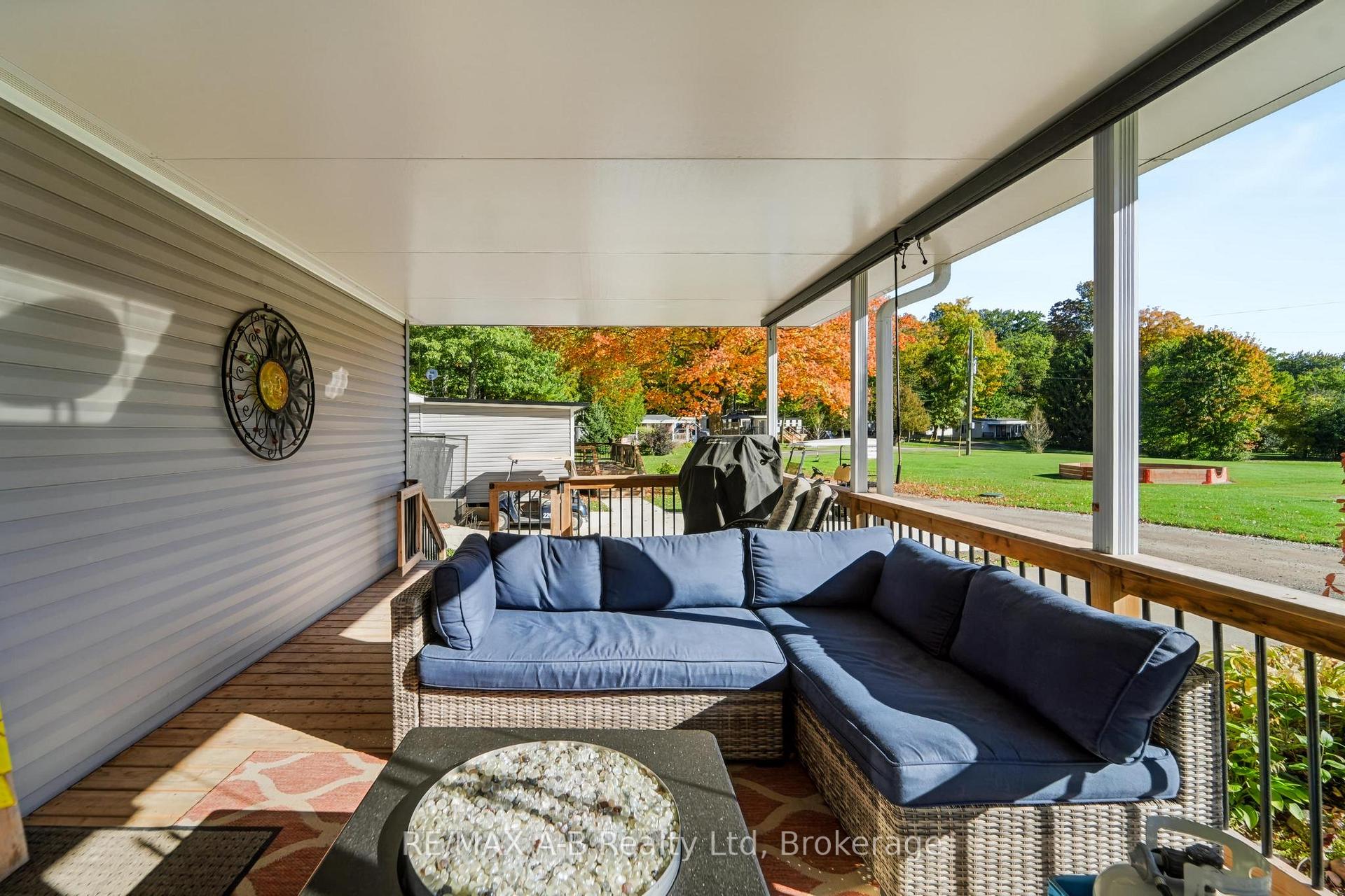 Photo 3 of 923590 Road 92, Zorra, Rural Zorra — HOMEH