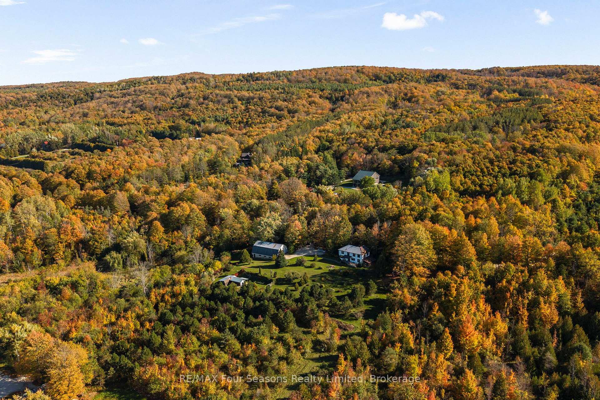Photo of 529685 Pretty River Rd. Townline