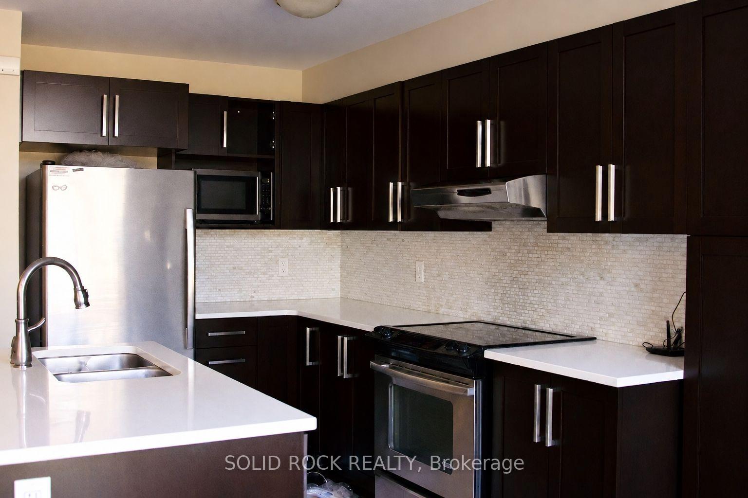 Photo 7 of 109 Mancini Way, Ottawa, Barrhaven - Strandherd — HOMEH