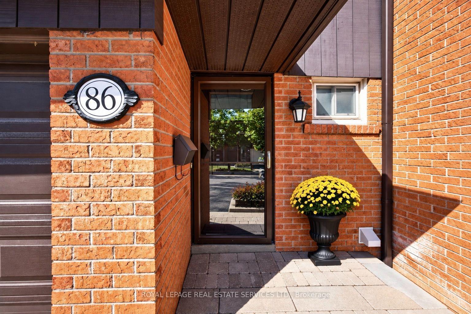 Photo 2 of Unit 86, 1951 Rathburn Road E, Mississauga, Rathwood — HOMEH