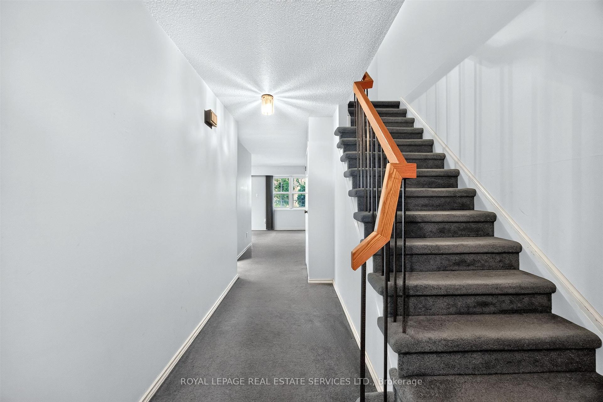 Photo 3 of Unit 86, 1951 Rathburn Road E, Mississauga, Rathwood — HOMEH
