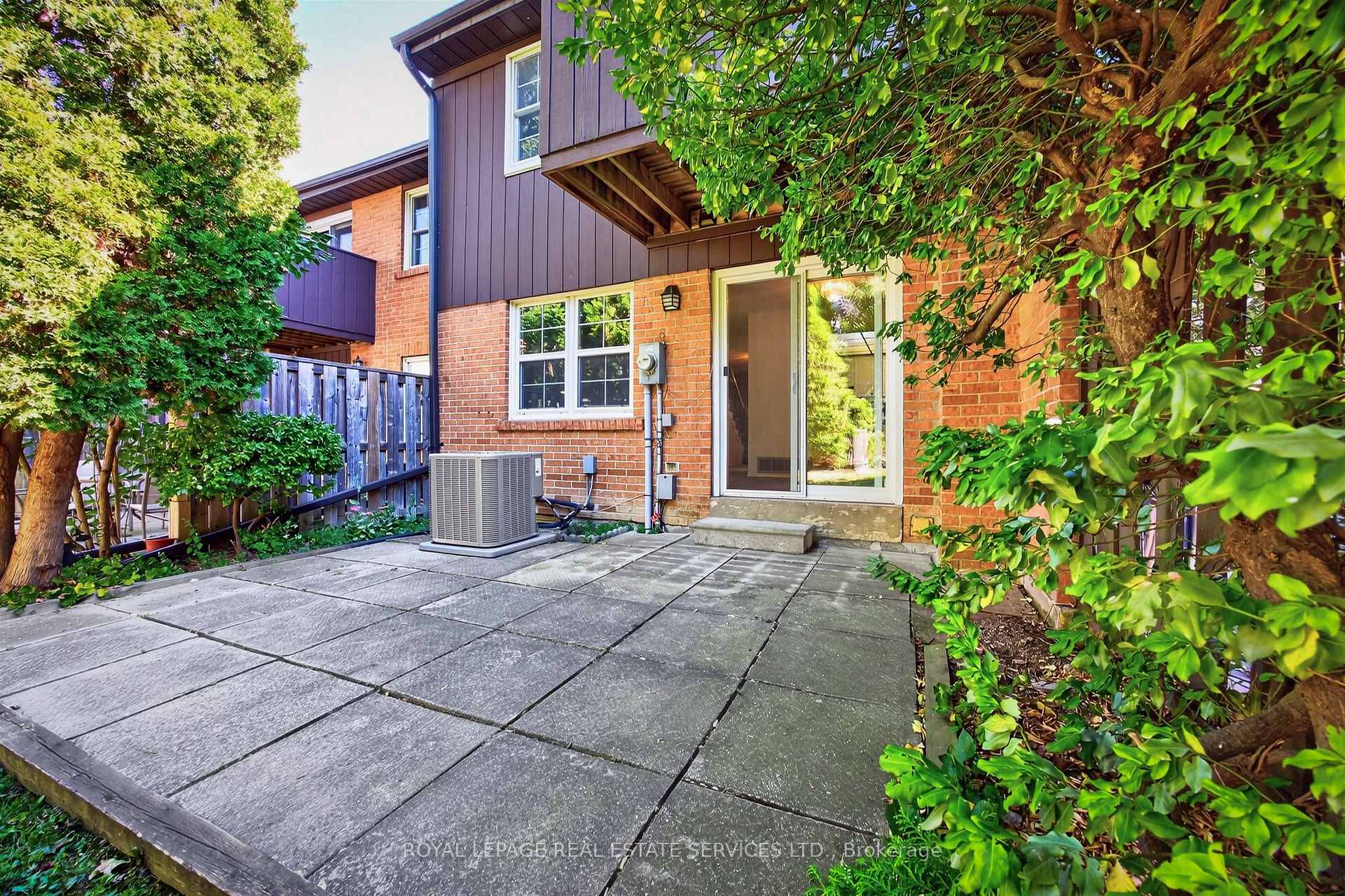Photo 11 of Unit 86, 1951 Rathburn Road E, Mississauga, Rathwood — HOMEH