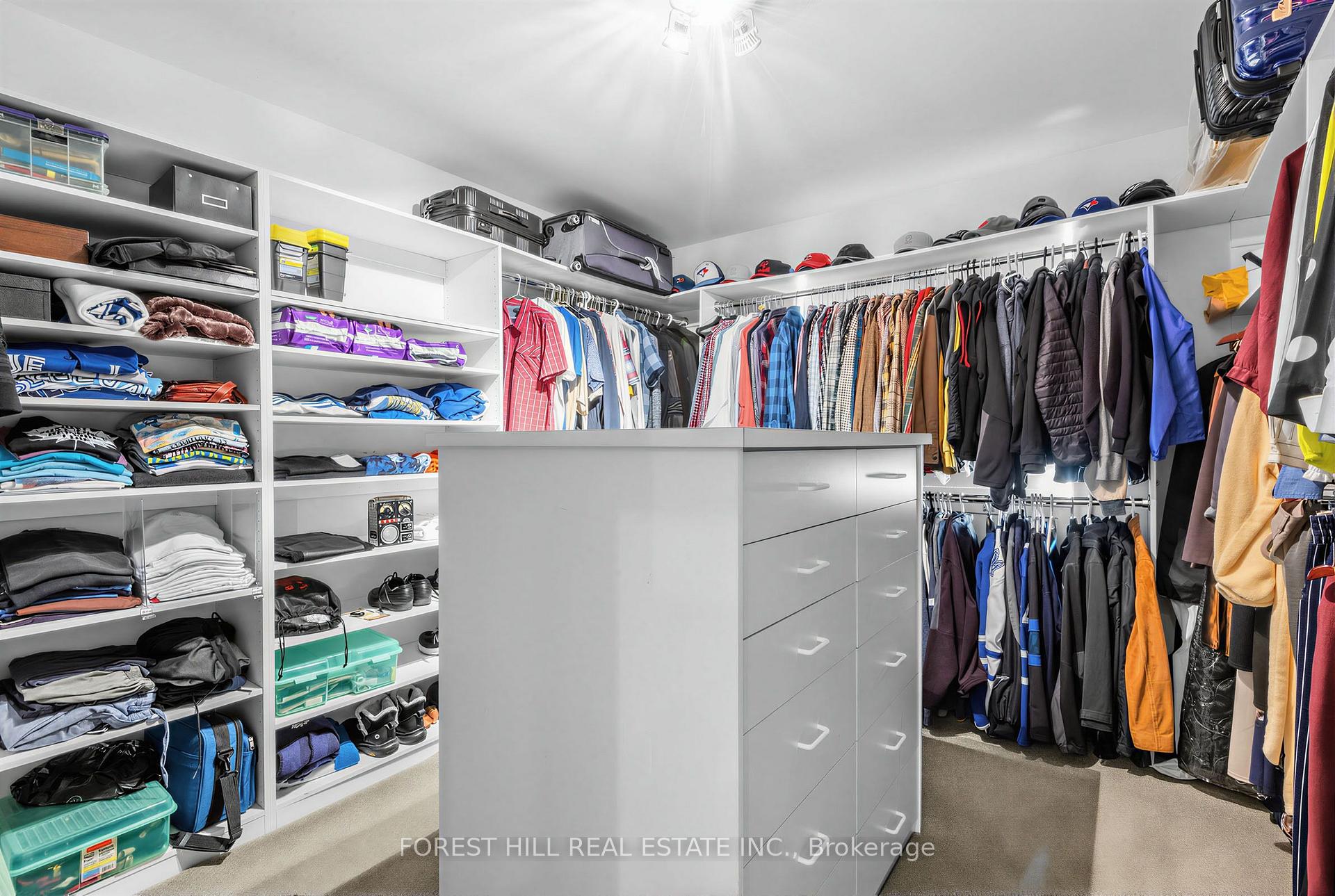 Photo 15 of 4 Abrams Place, North York, St. Andrew-Windfields — HOMEH
