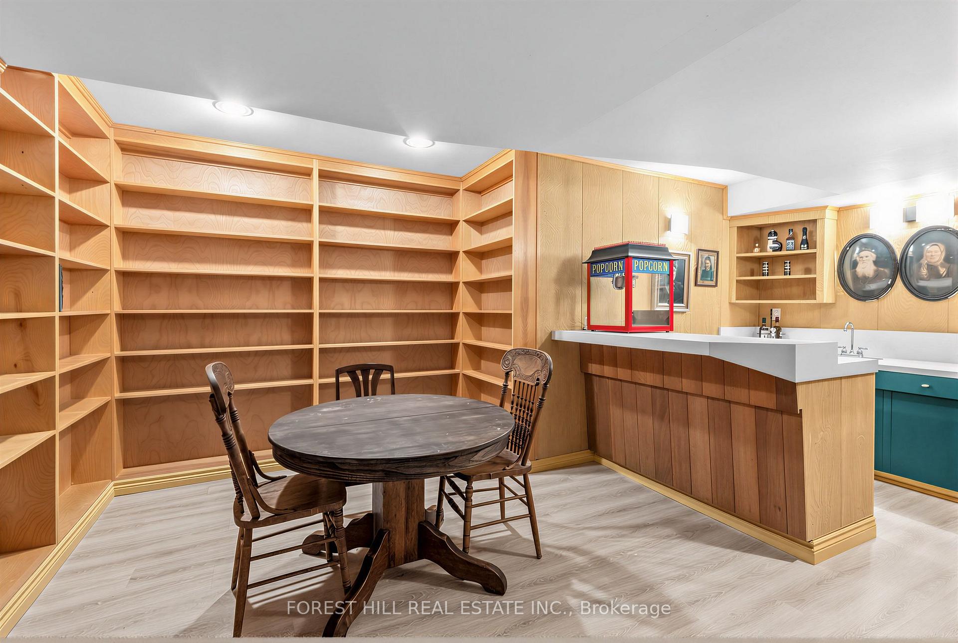 Photo 20 of 4 Abrams Place, North York, St. Andrew-Windfields — HOMEH