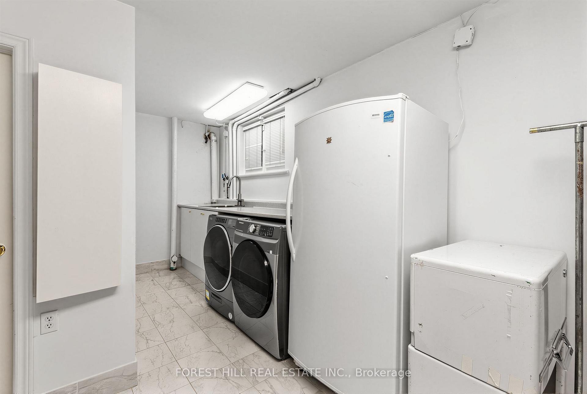 Photo 25 of 4 Abrams Place, North York, St. Andrew-Windfields — HOMEH