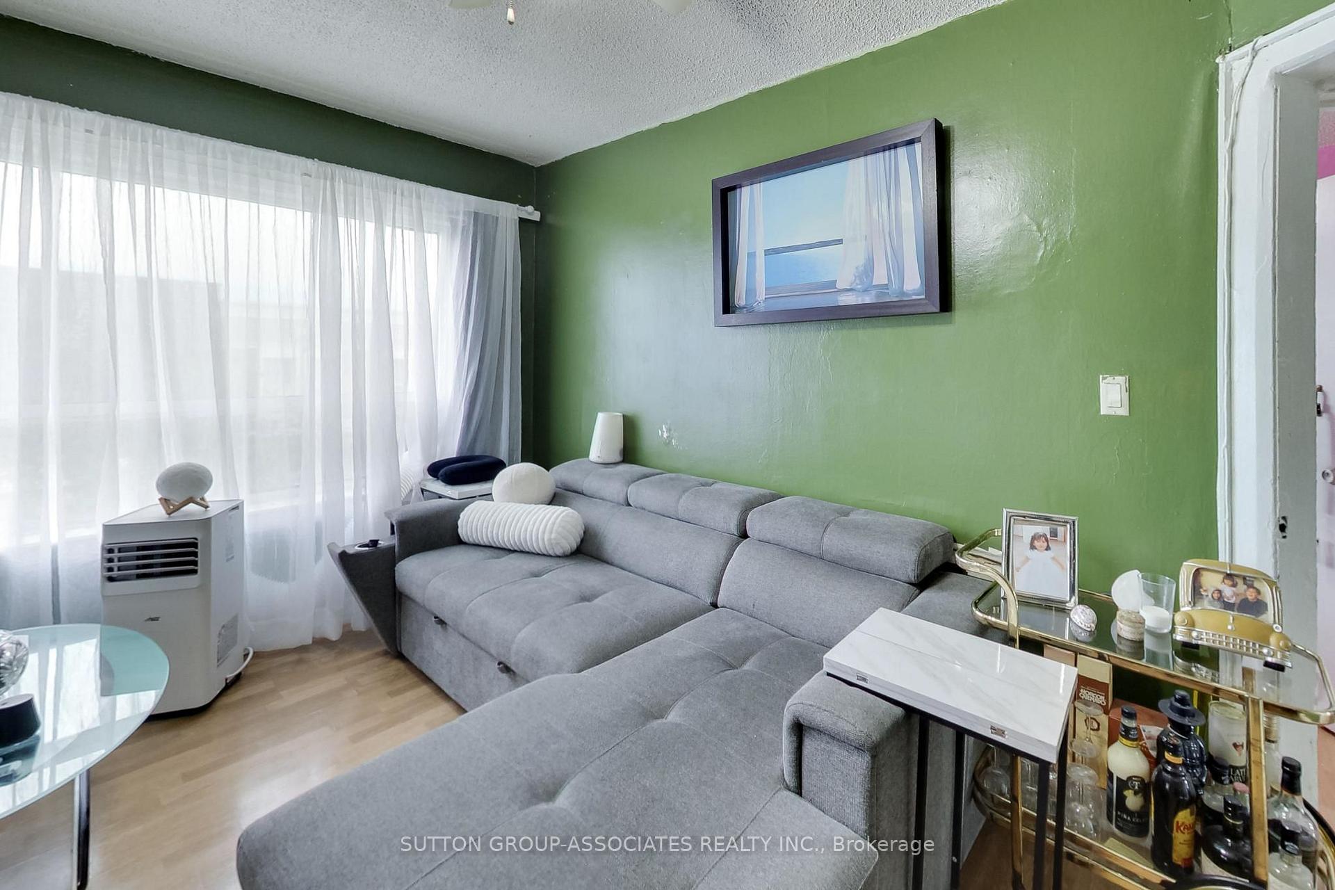 Photo 14 of 1181-1183 St Clair Avenue W, Toronto, Corso Italia-Davenport — HOMEH